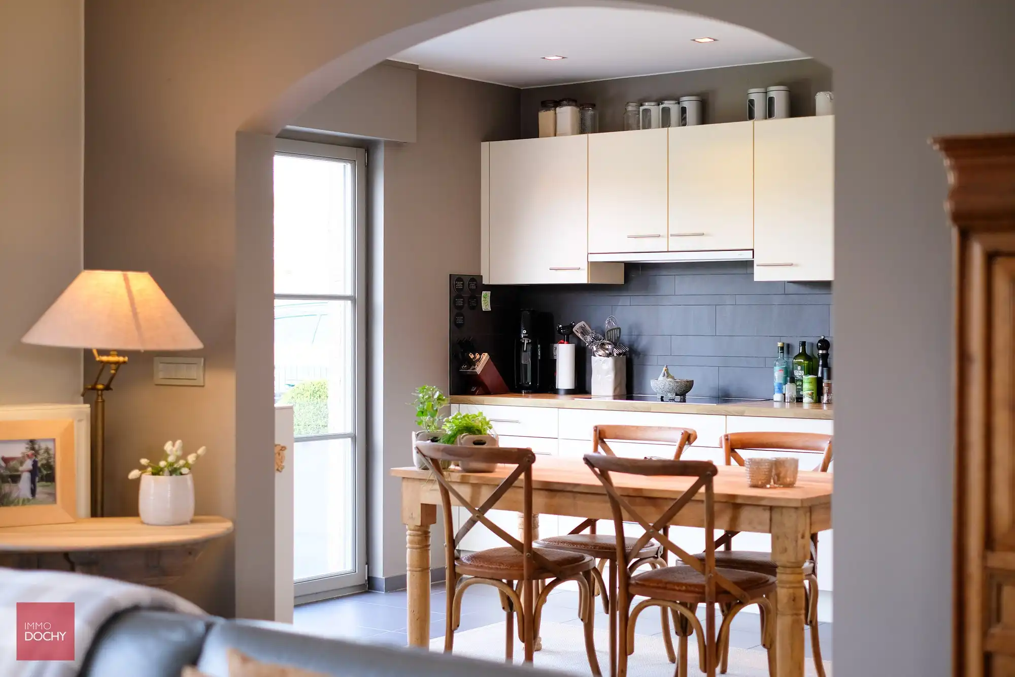 Uitermate goed onderhouden VILLA op goede ligging | Meirelos foto 9