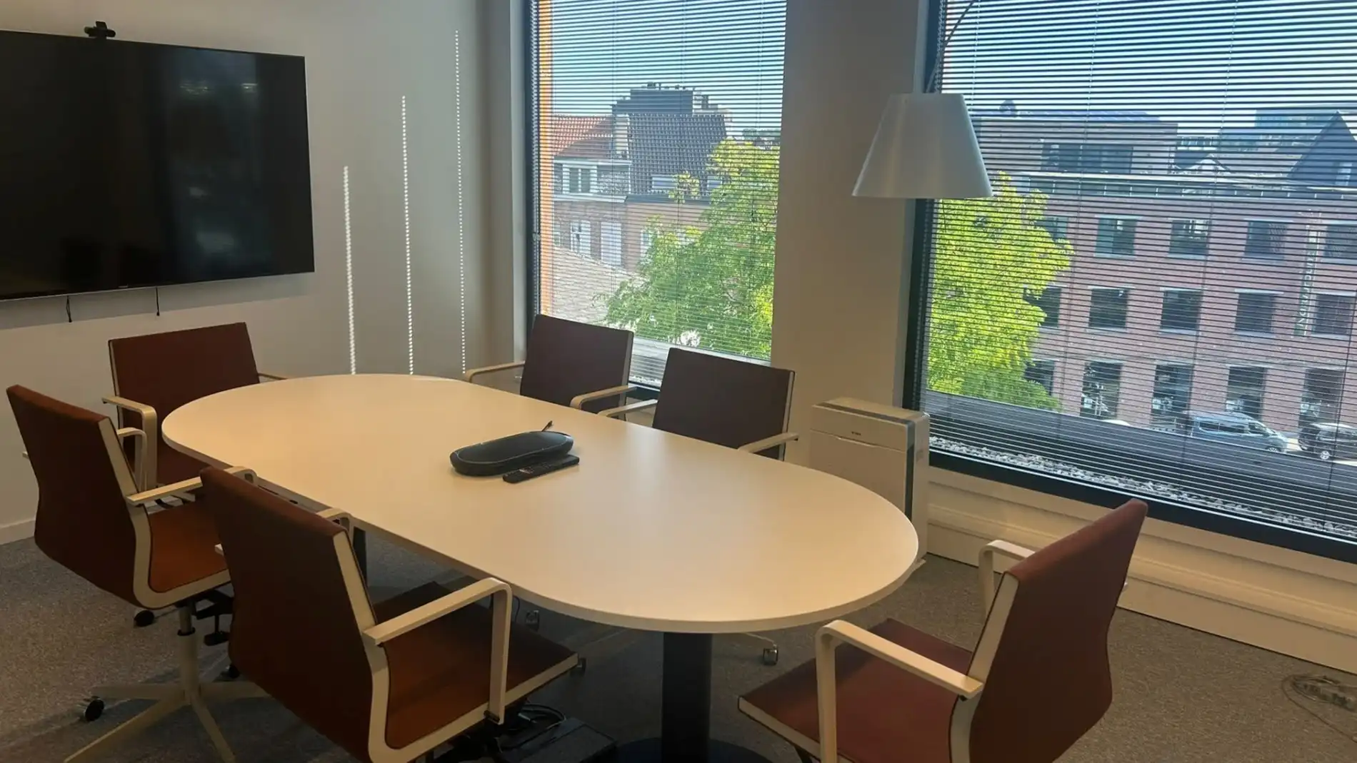 Instapklare kantoorruimte te huur nabij station van Mechelen foto 7