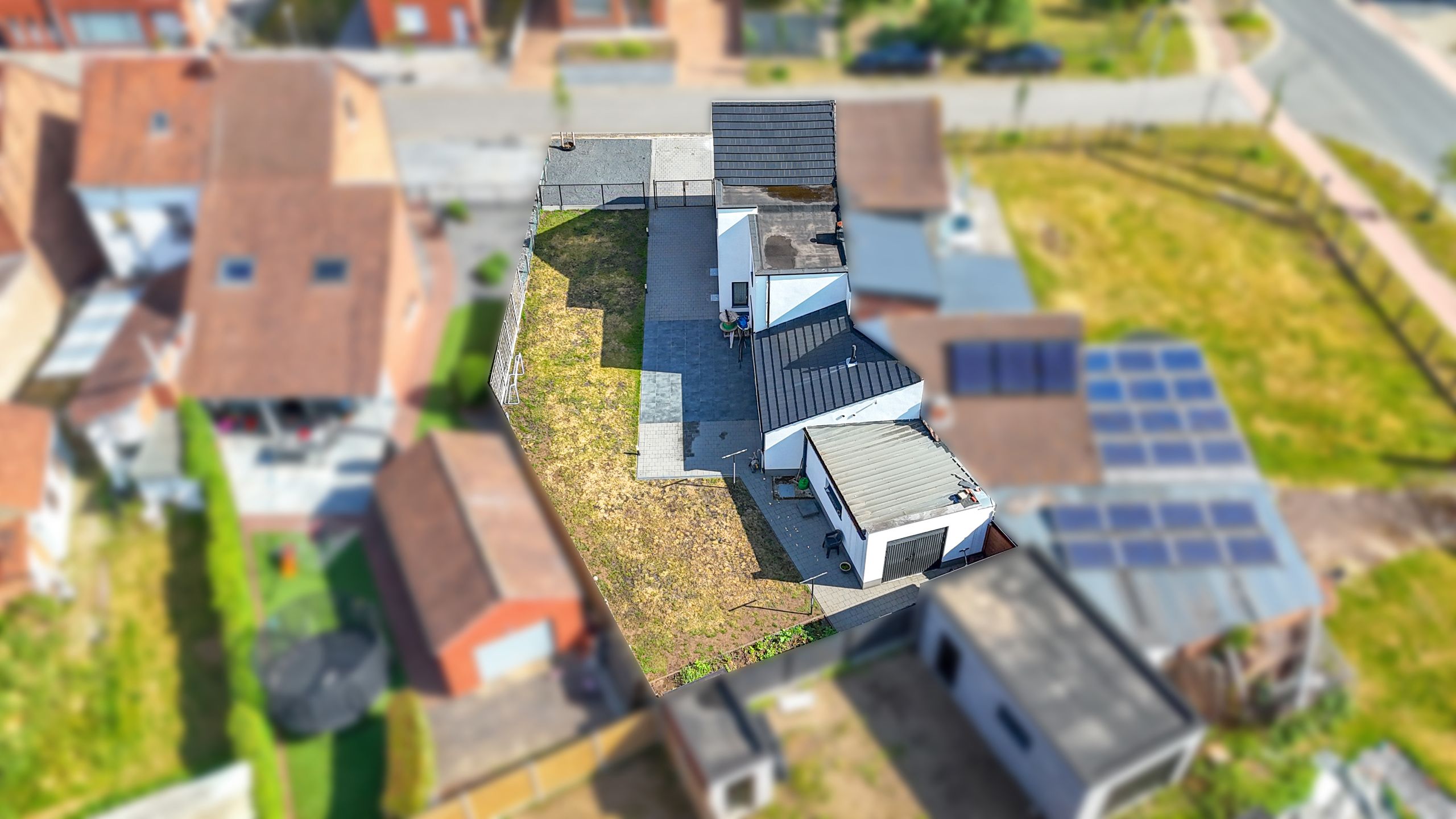 Instapklare, volledig vernieuwde woning met tuin in Beringen foto 34