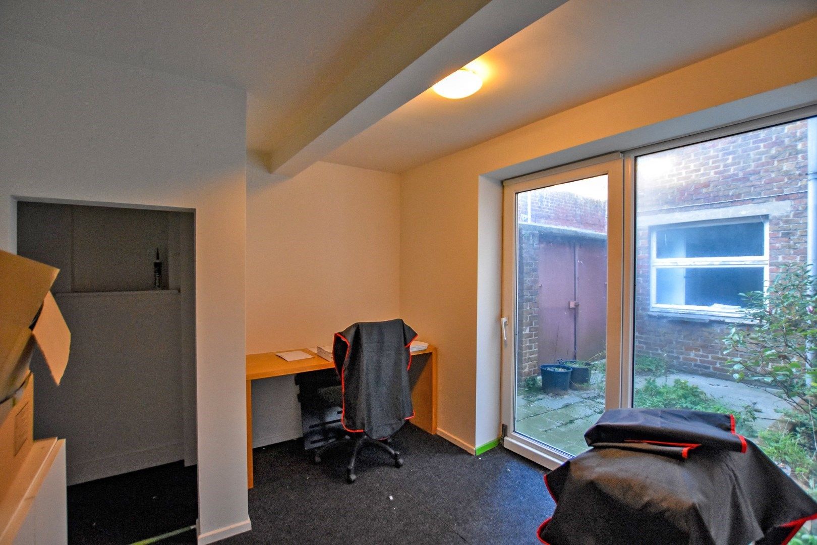 Te renoveren appartementsgebouw op 300m van de zee te Koksijde.  foto 19