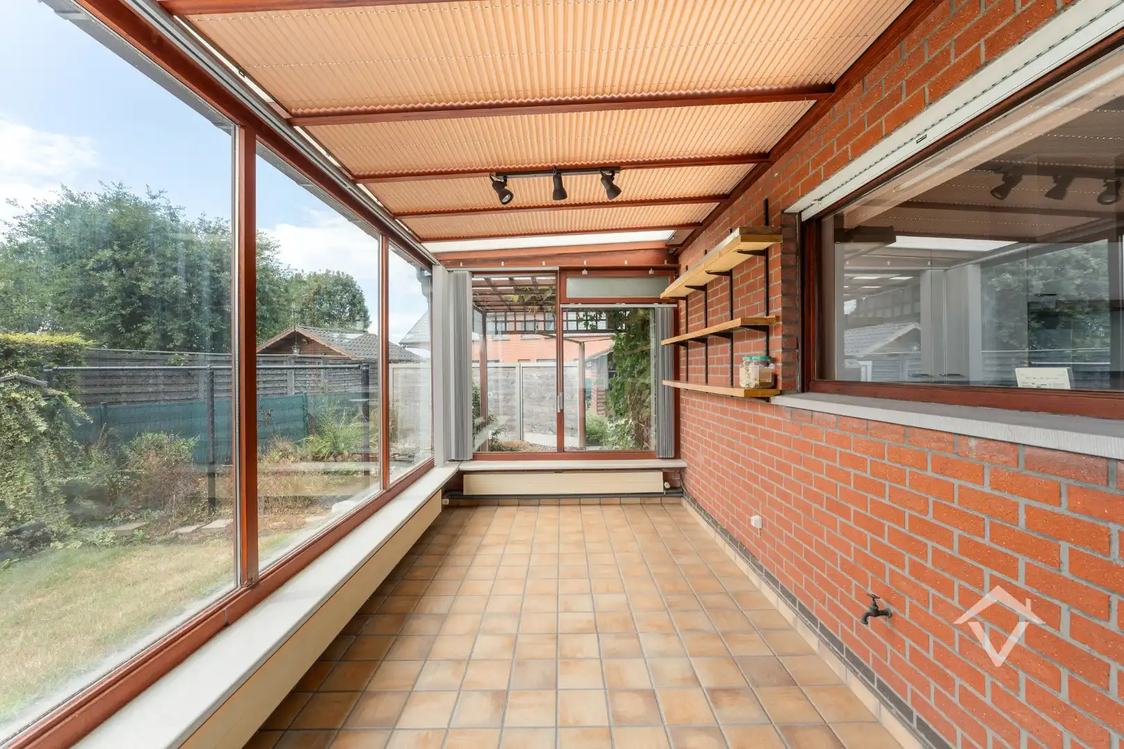 Rustig gelegen alleenstaande woning met 3 slaapkamers en garage te Torhout foto 8