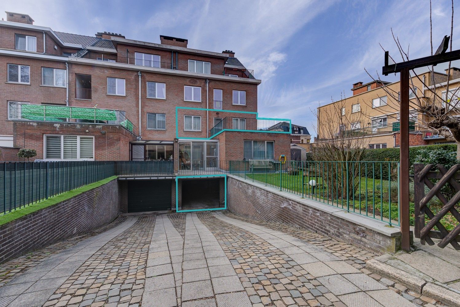 VERZORGD APPARTEMENT MET 3 SLAAPKAMERS, RUIM TERRAS EN AUTOSTAANPLAATS NABIJ HET CENTRUM VAN BILZEN foto 18
