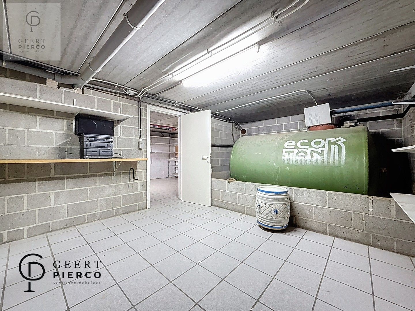 Knappe woning met ruimte foto 42