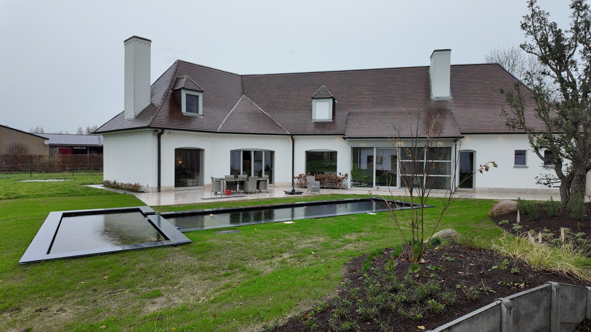 Prachtige landelijke villa met zwemvijver en paardenfaciliteiten 13.459m² foto 4
