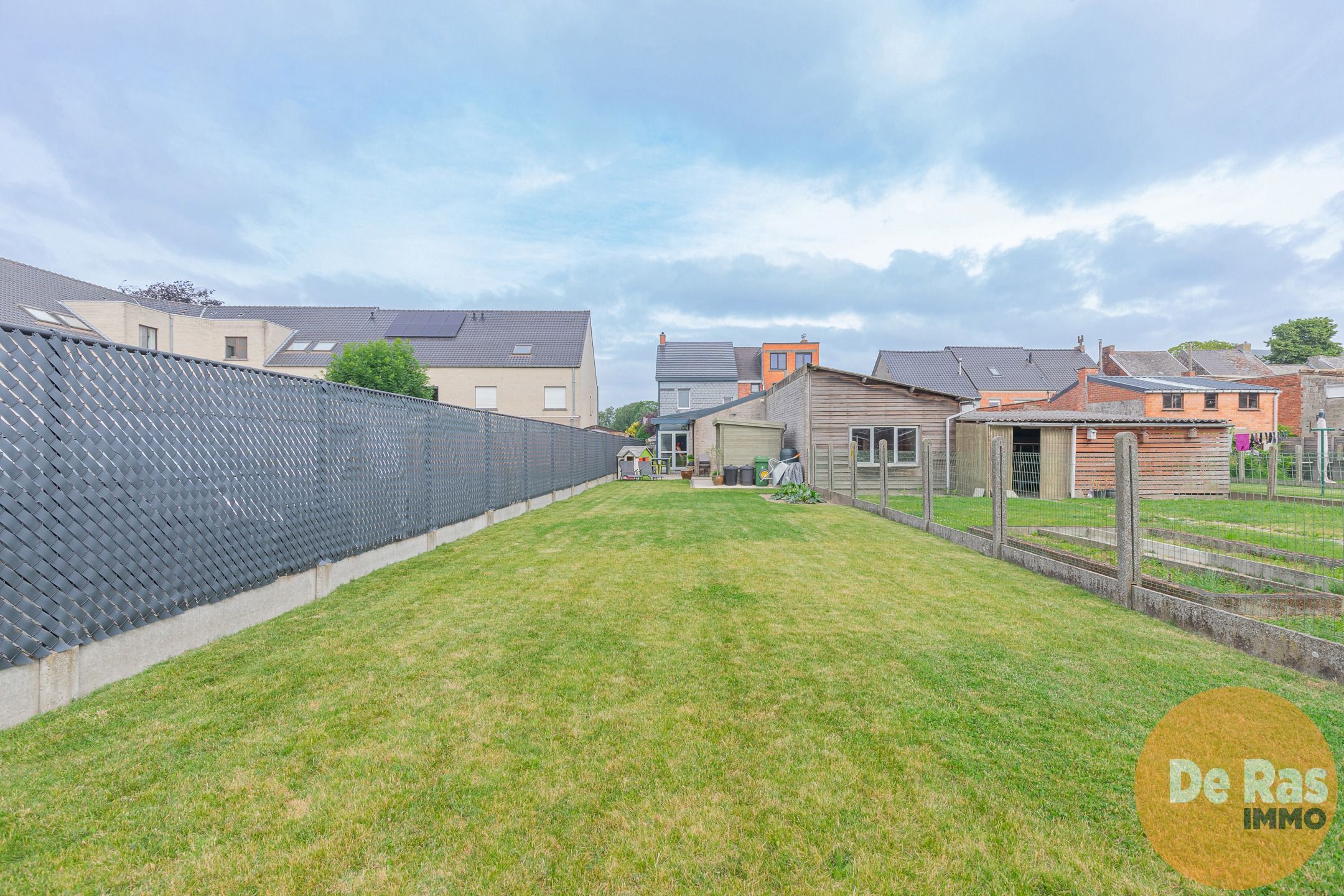 WICHELEN - Perfect instapklare woning op een rustige locatie foto 3