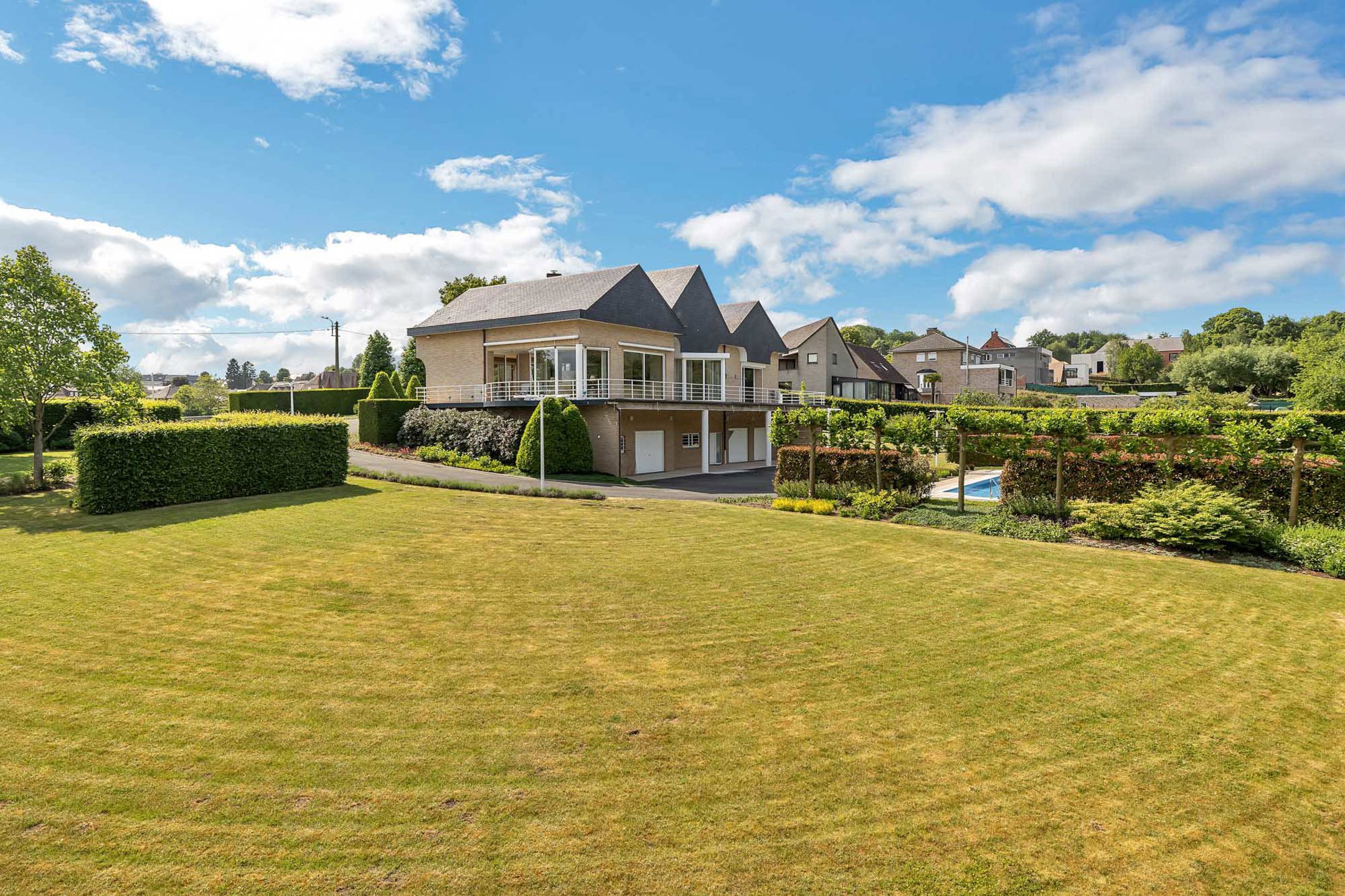 Unieke villa met zwembad, op riant perceel van 53 a 28 ca foto 30