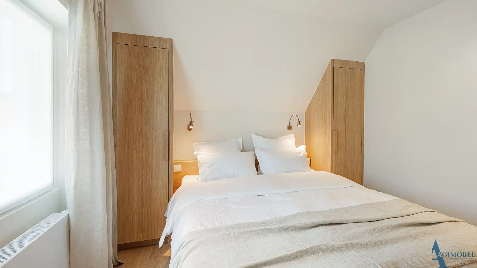 Schitterende luxe-koppelvilla met 5 slaapkamers in het rustige Duinbergen. foto 15