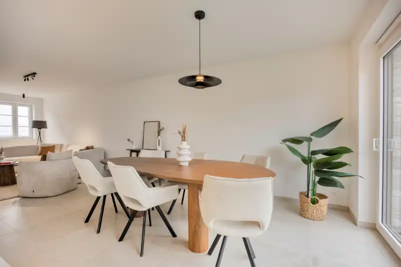 Nieuwbouwwoning foto 9