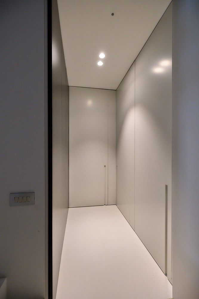 Buitengewone interbellum architecten-burgerwoning met tuin die omgevormd werd tot een hedendaagse luxueuze concept-woning. foto 21