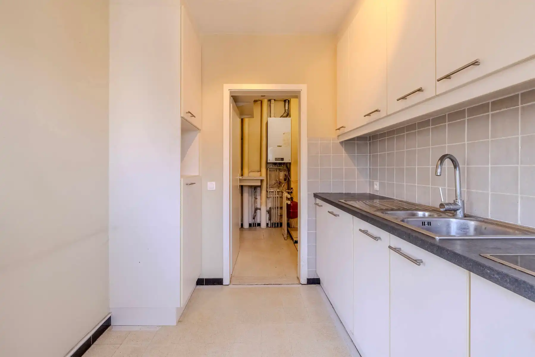 Op te knappen app met 2 slpk in hartje Nijlen foto 13