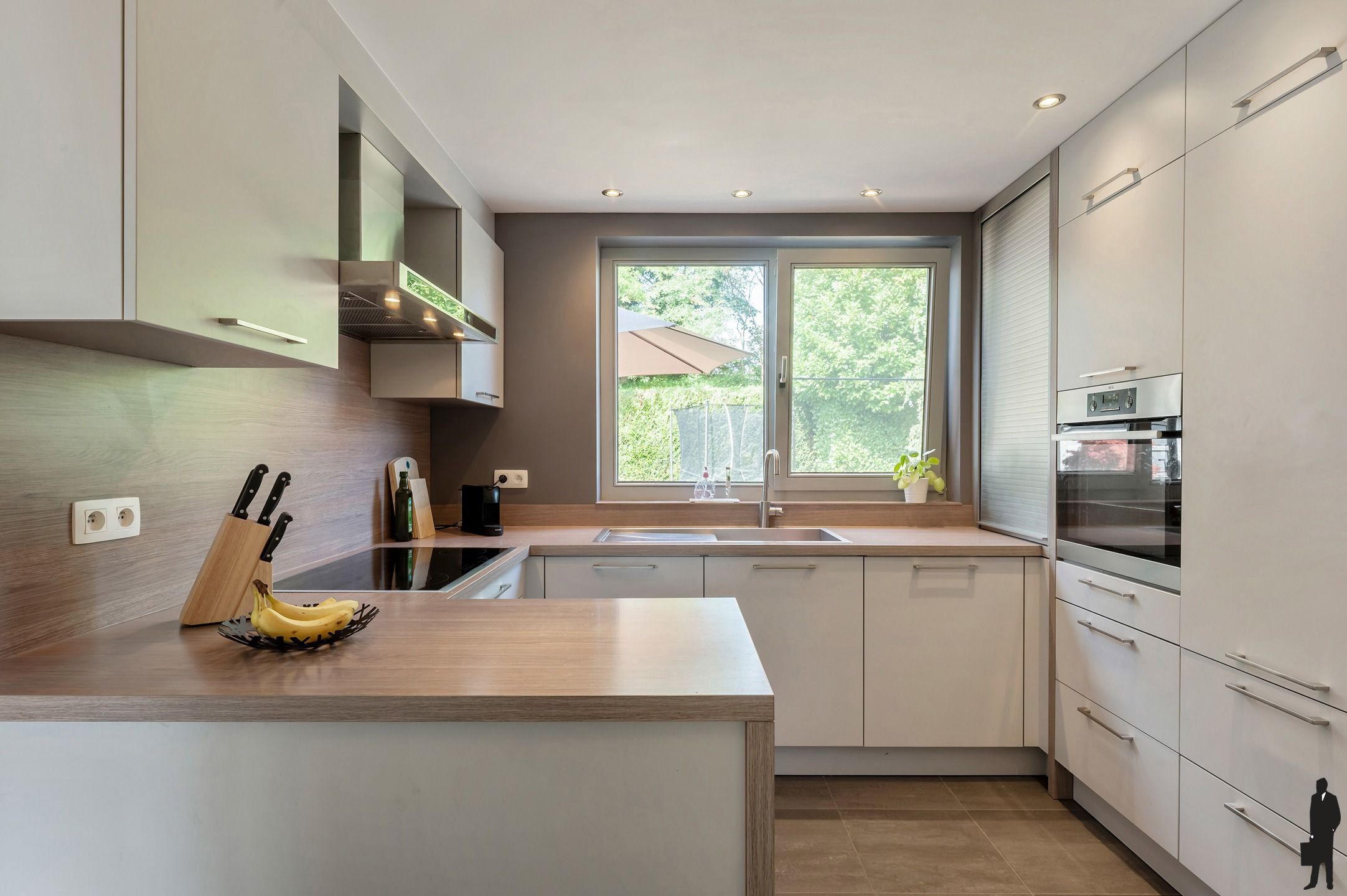 Vrijstaande woning met 3 slpks in doodlopende straat op 543 m². foto 9