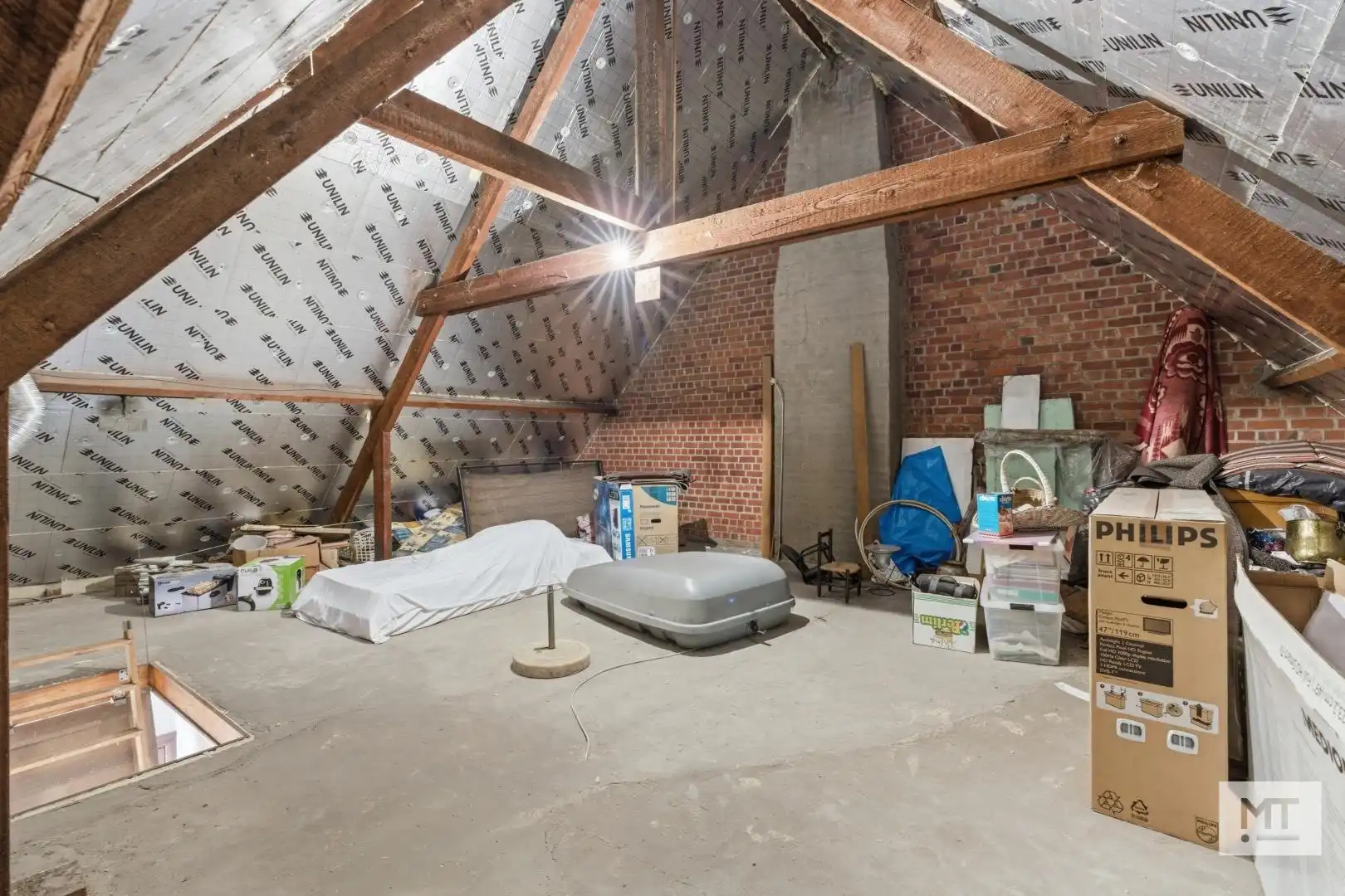 Kloeke halfopen woning met 3 slaapkamers, stadstuin en garage in centrum Meulebeke foto 18