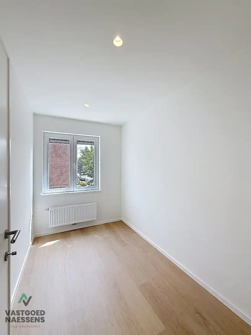 VOLLEDIG GERENOVEERDE 5 SLPK WONING – 2 BADKAMERS – ZONNIGE ZW-TUIN foto 26