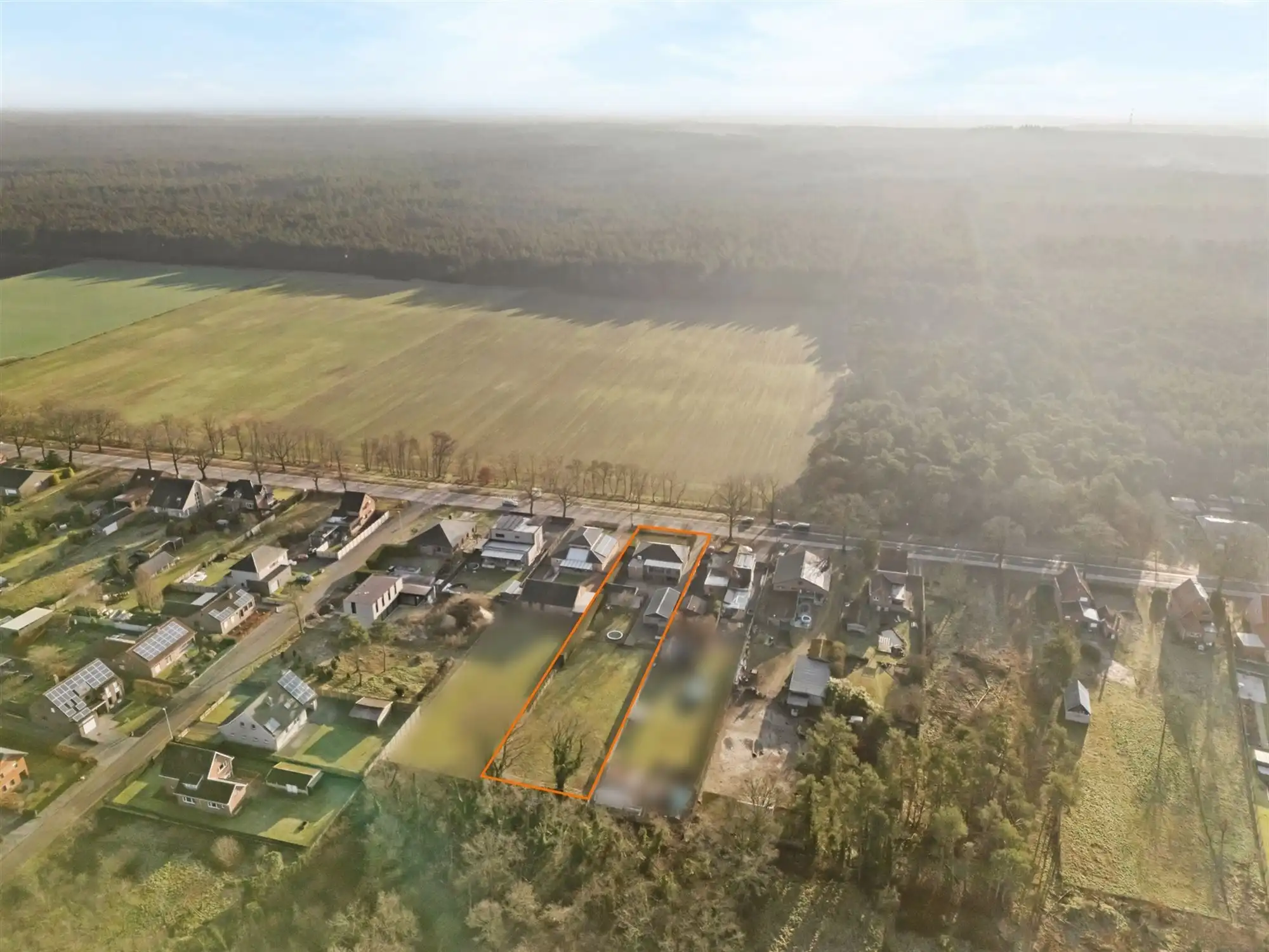 INSTAPKLARE GELIJKVLOERSE WONING MET RUIME GARAGE OP 2191M2 foto 33