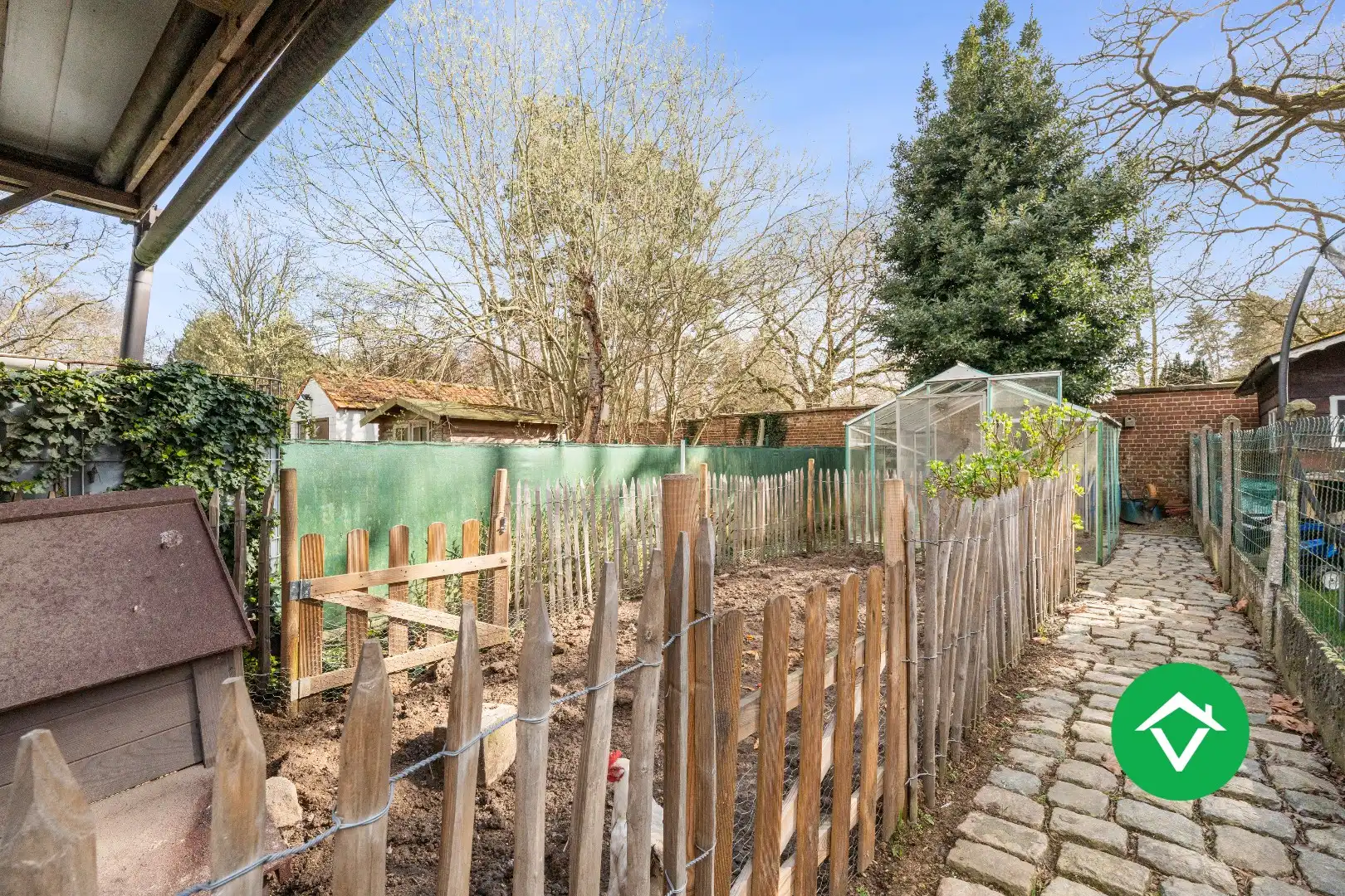 Prachtige rijwoning met 3 slaapkamers en tuin in centrum Roeselare foto 15