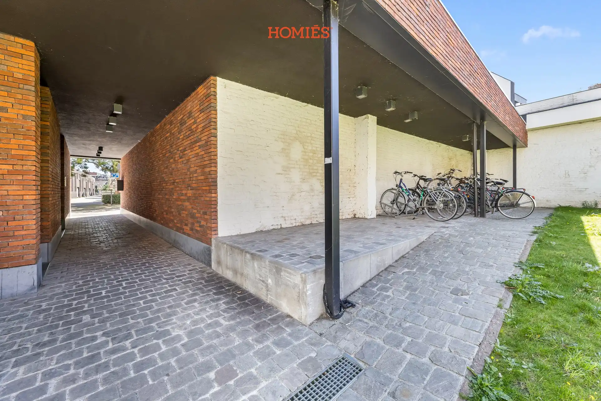 Moderne studentenkamer met hedendaags comfort foto 15