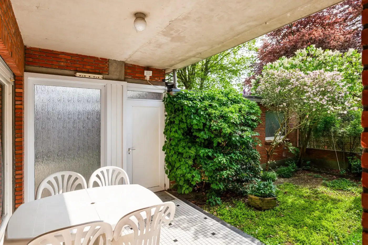 Te renoveren woning met 3 slpk., garage en tuintje foto 22