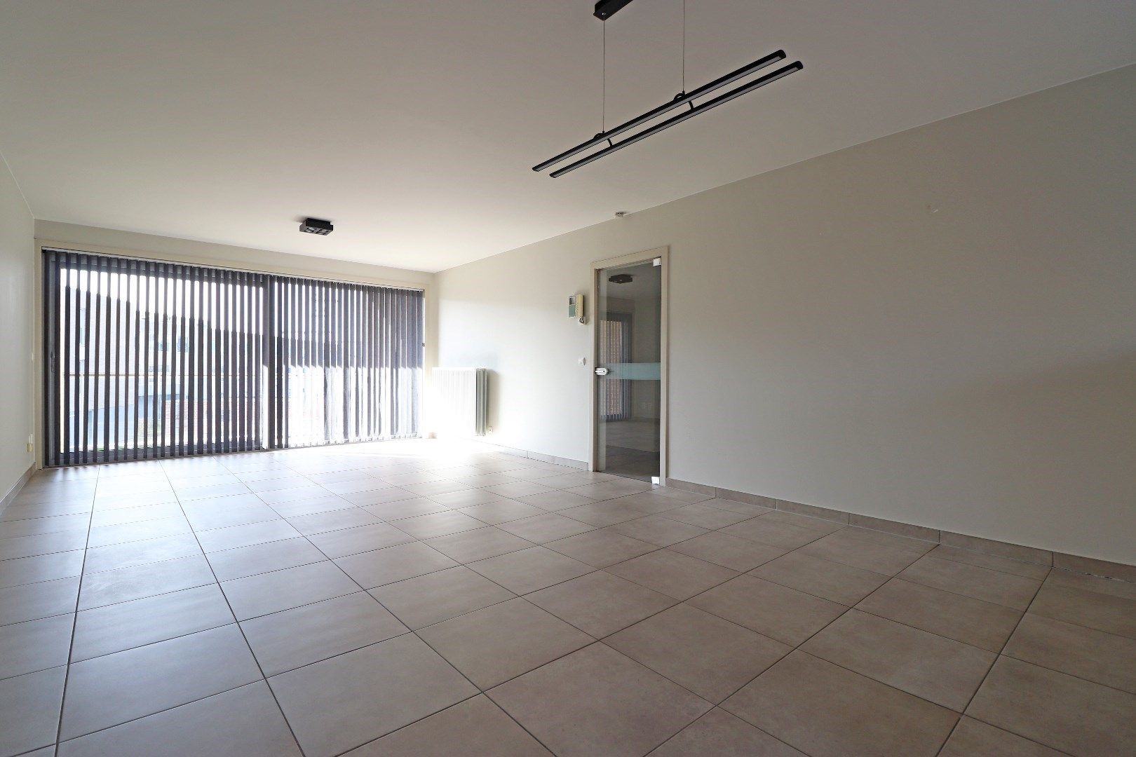 Verzorgd appartement met staanplaats foto 2