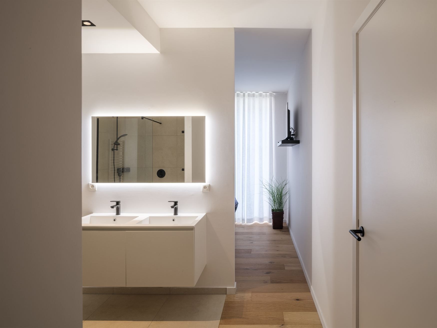 Energiezuinig, instapklaar appartement met tuin foto 11