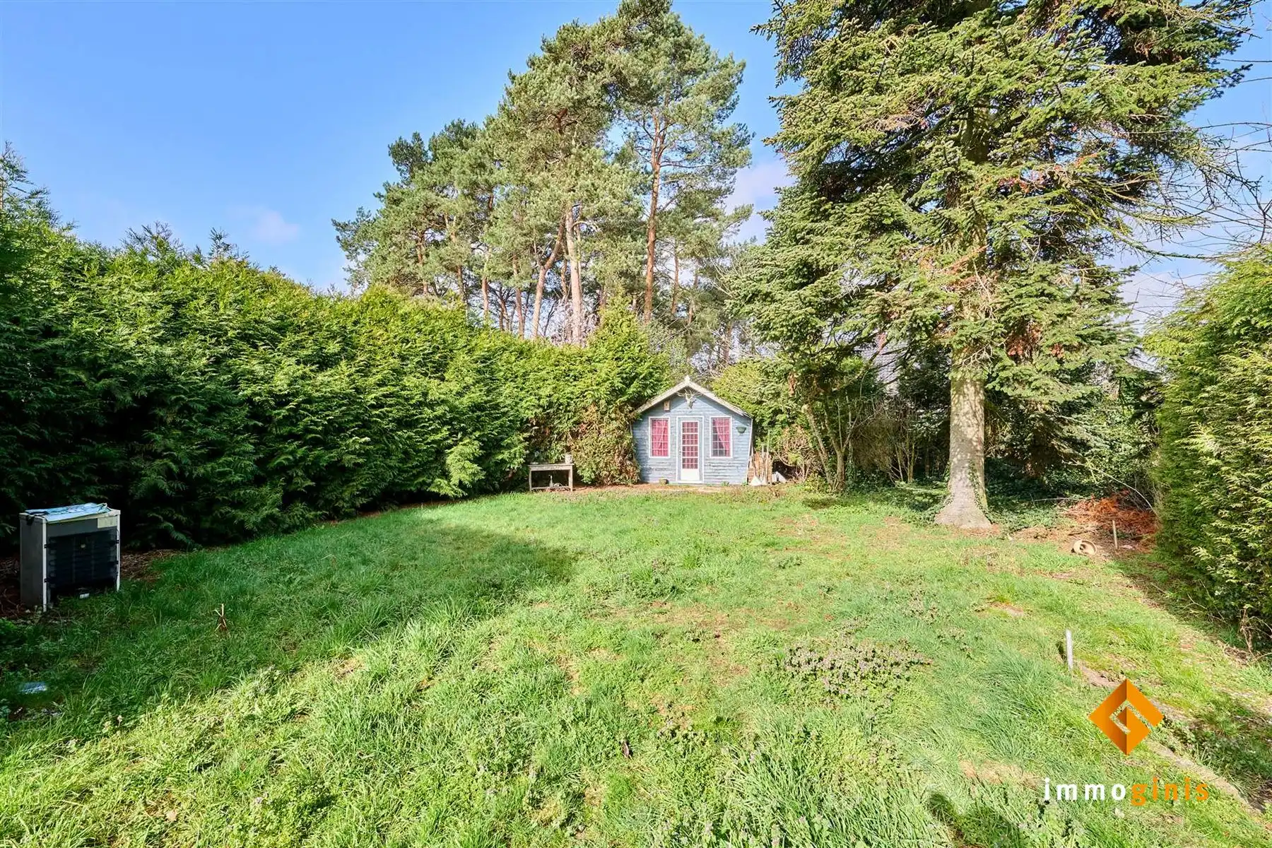 Knusse, te renoveren woning met 3 slaapkamers op een ruim perceel van 8a62ca! foto 14