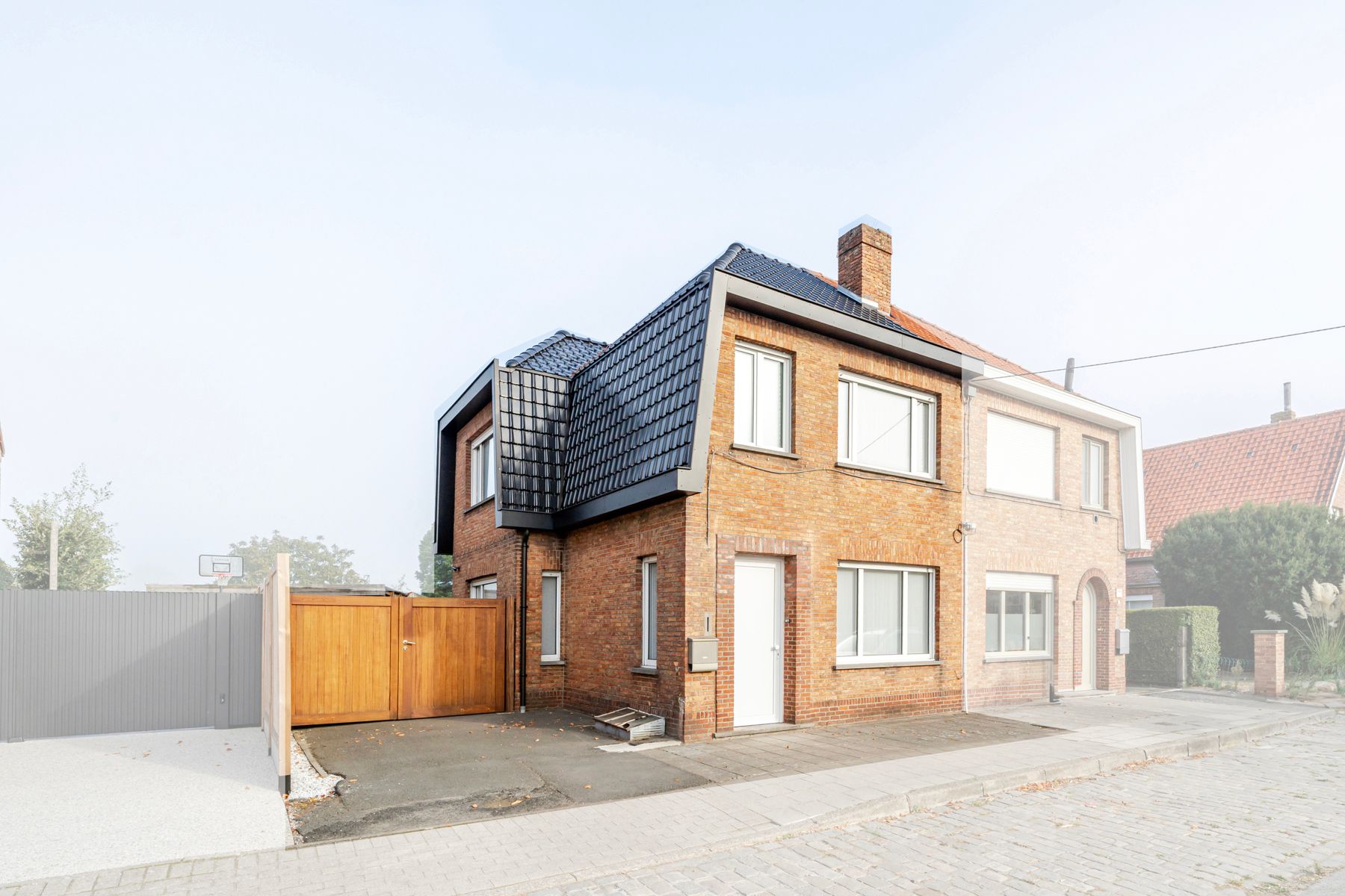 Huis te koop foto {{pictureIndex}}