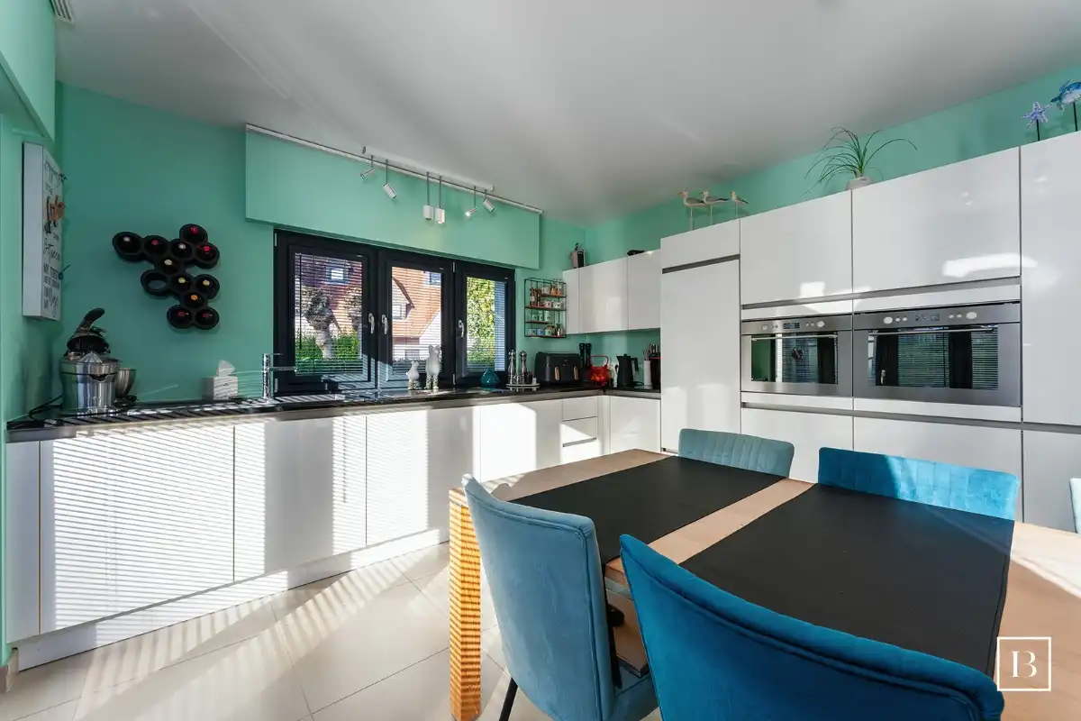 Mooi afgewerkte woning met leuke tuin in de Concessie foto 9