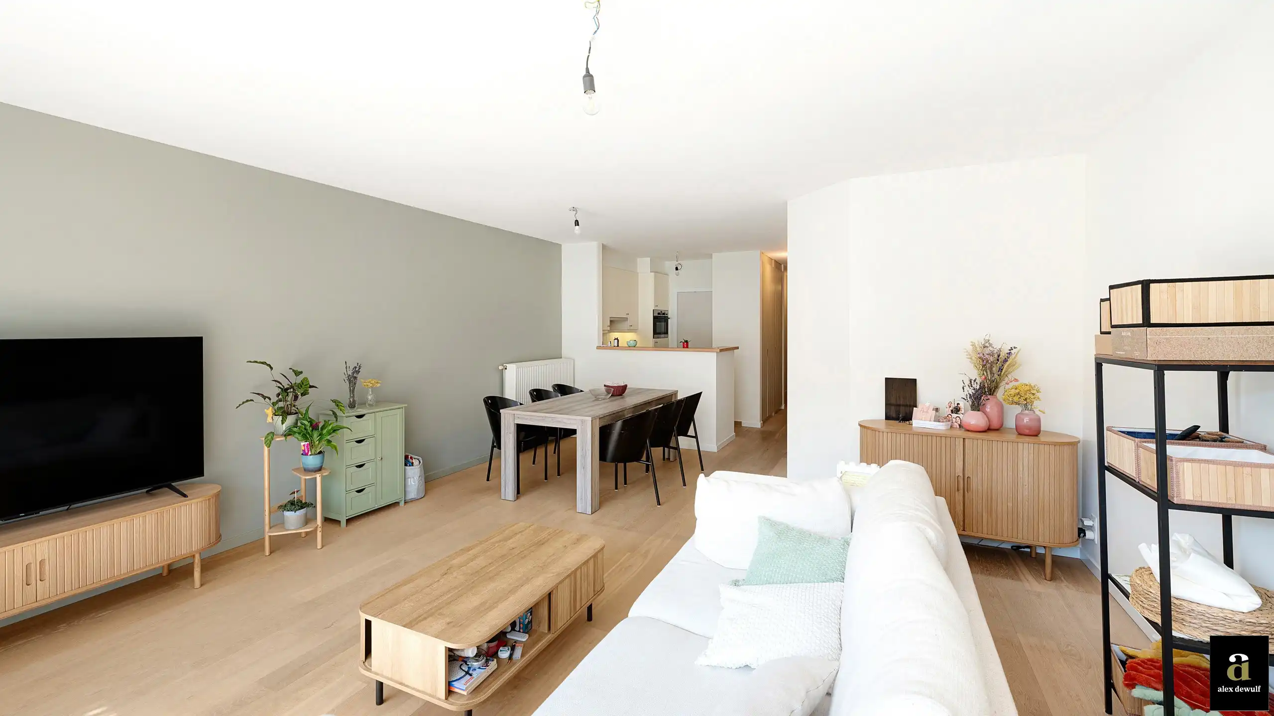 Centraal gelegen appartement in zeer goede staat [Lippenslaan]. foto 9