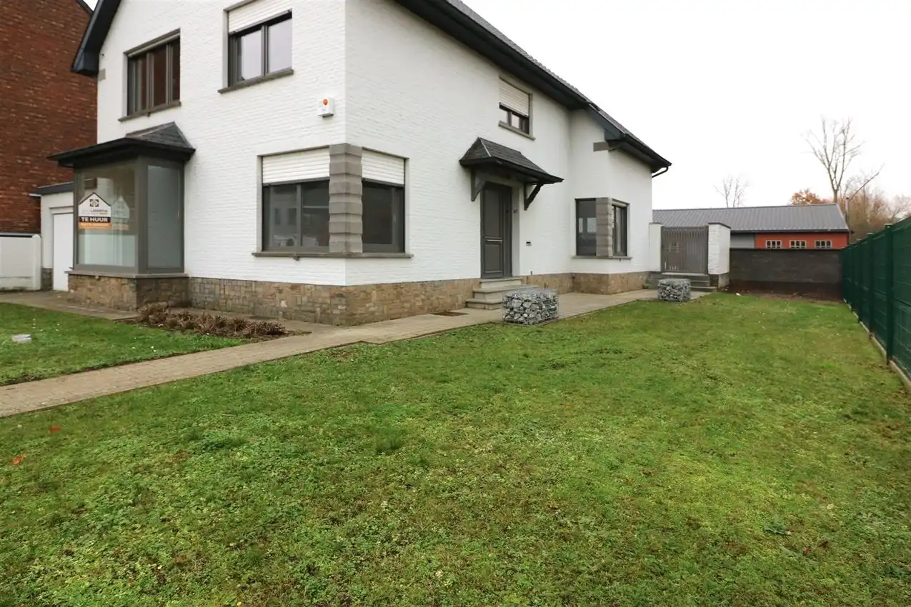 Villawoning, nabij station, 3 slpk., mooie omgeving, instapklaar foto 2