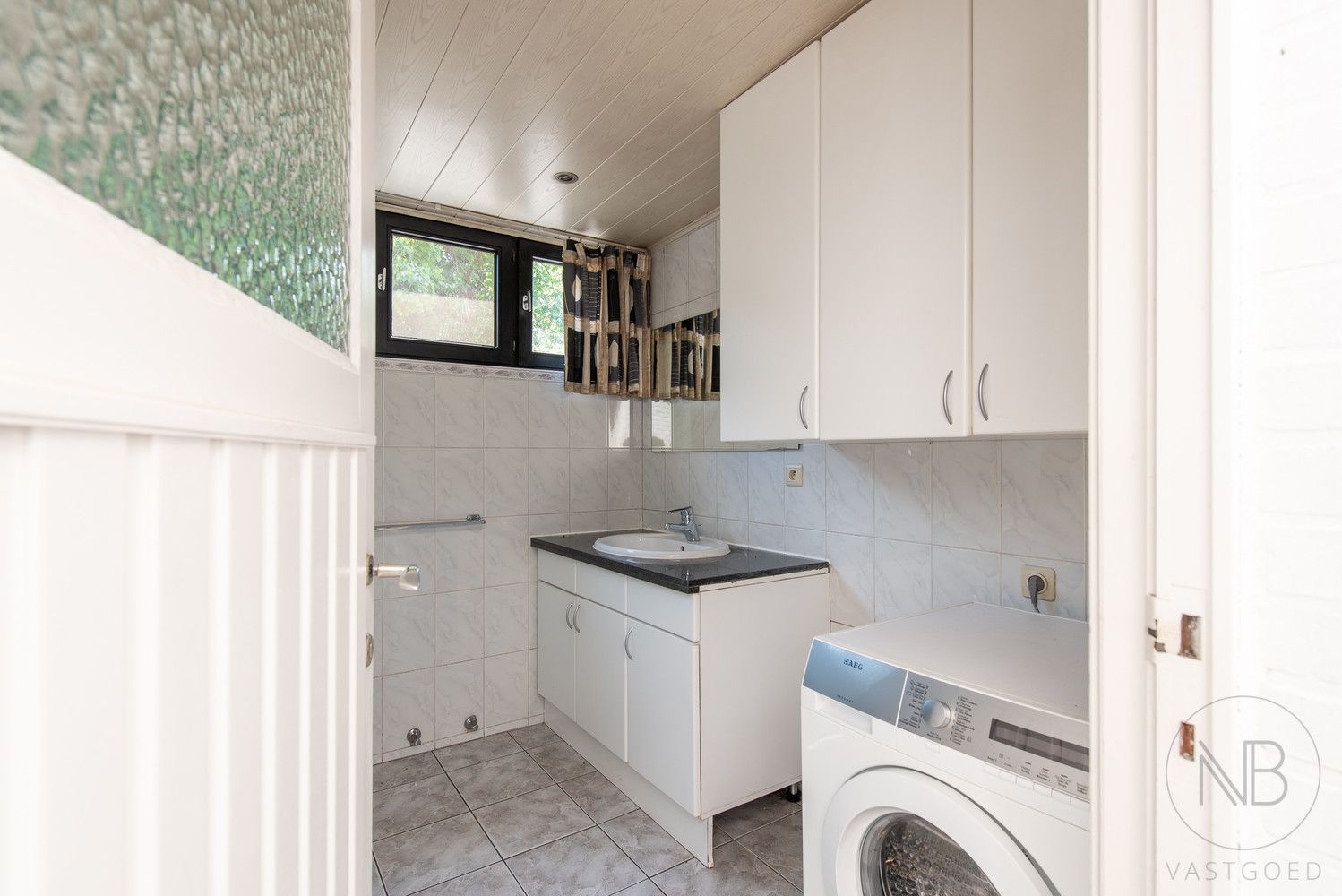 Woning met  bouwgrond te koop aan De Maten in Genk foto 19