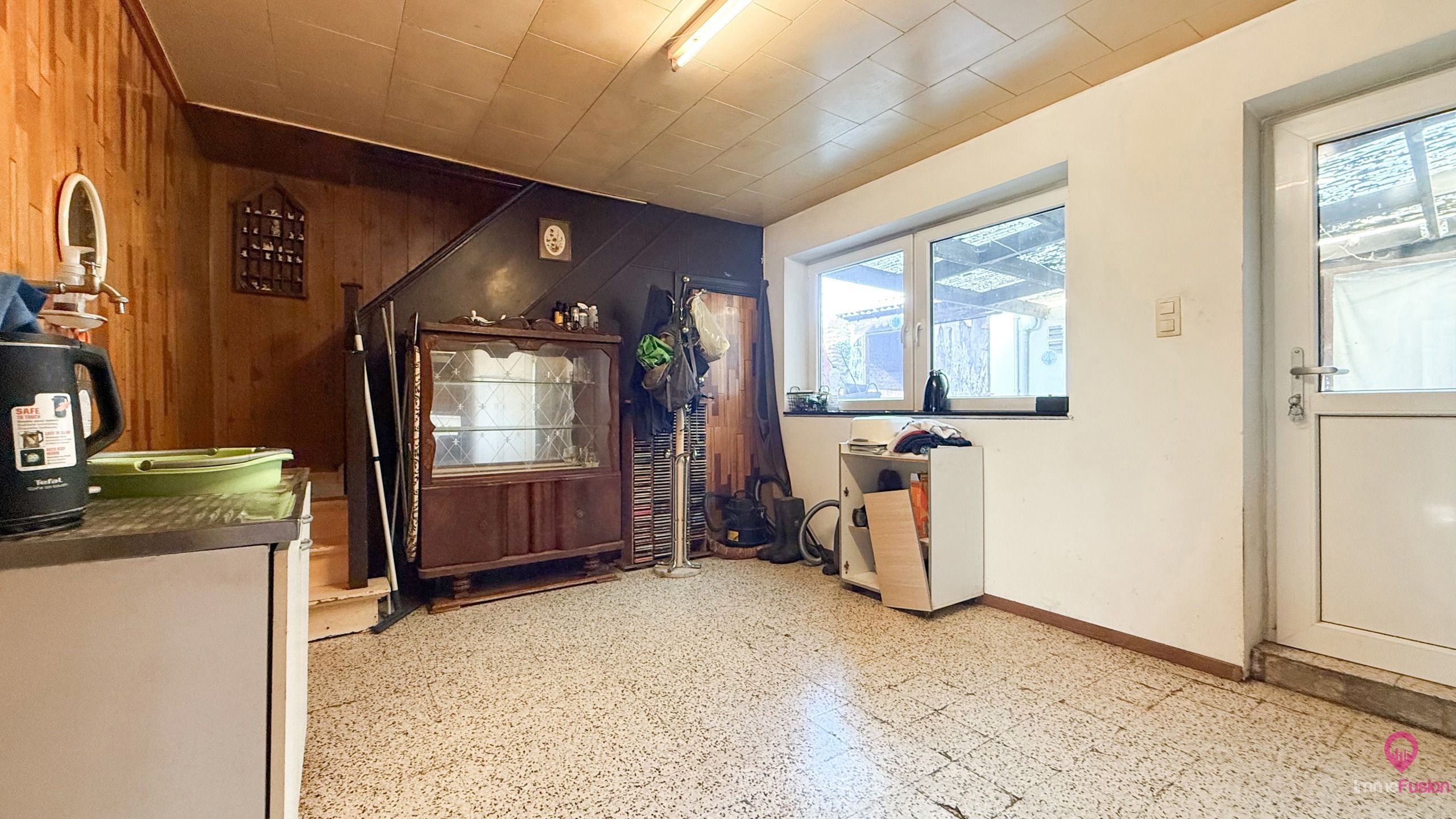 Veelzijdige renovatiewoning in rustige, landelijke setting! foto 8