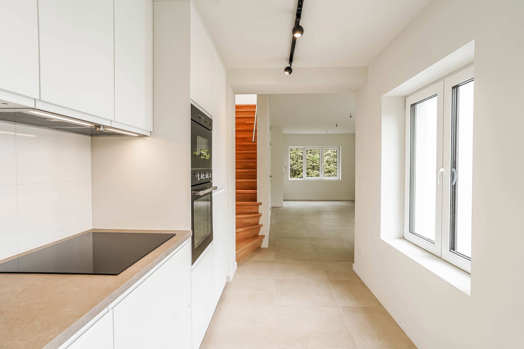 Volledig gerenoveerde en energiezuinige rijwoning te Imde (Meise) foto 15