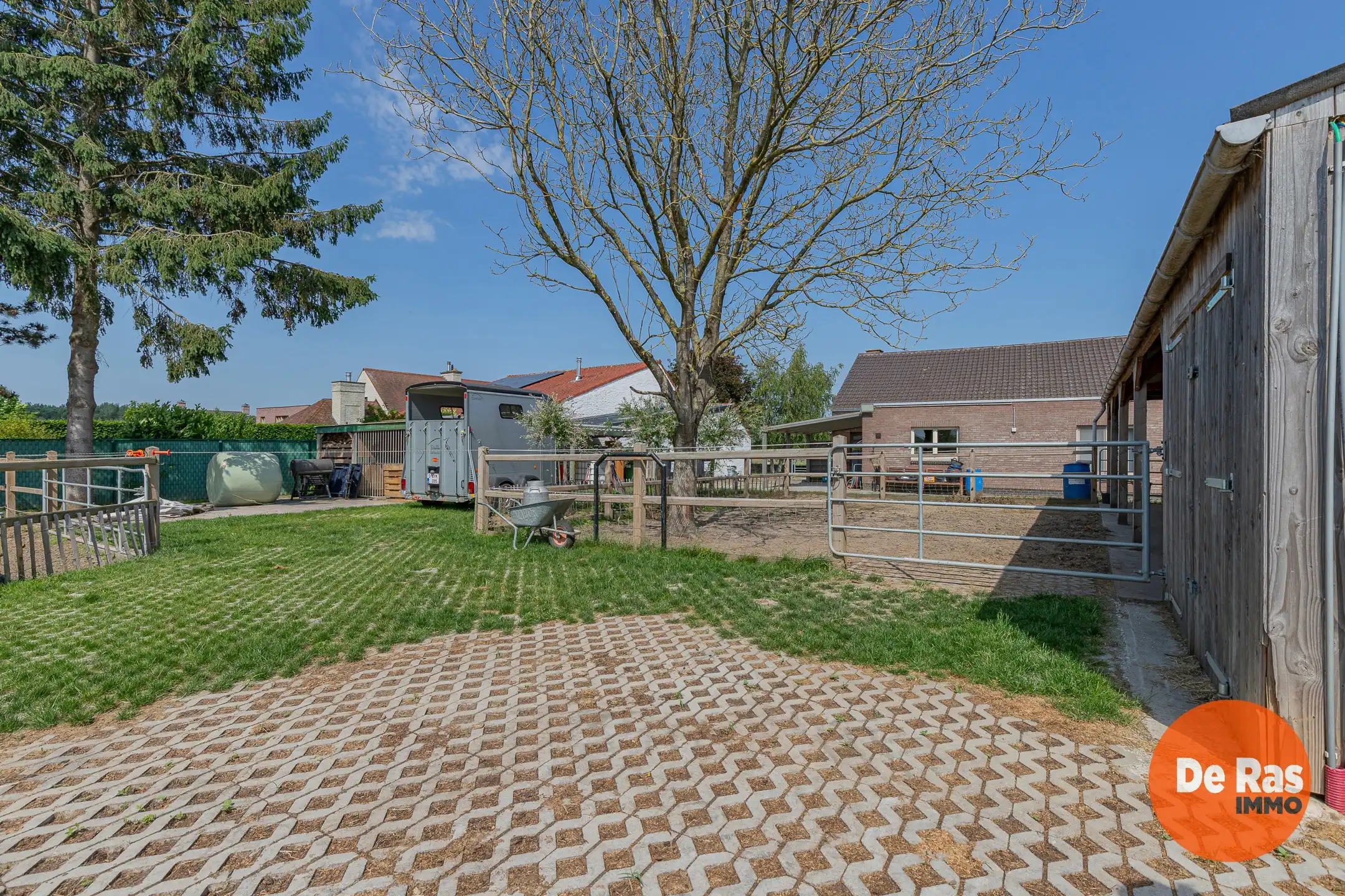 LEBBEKE - Charmante woning met paardenaccommodatie. foto 27
