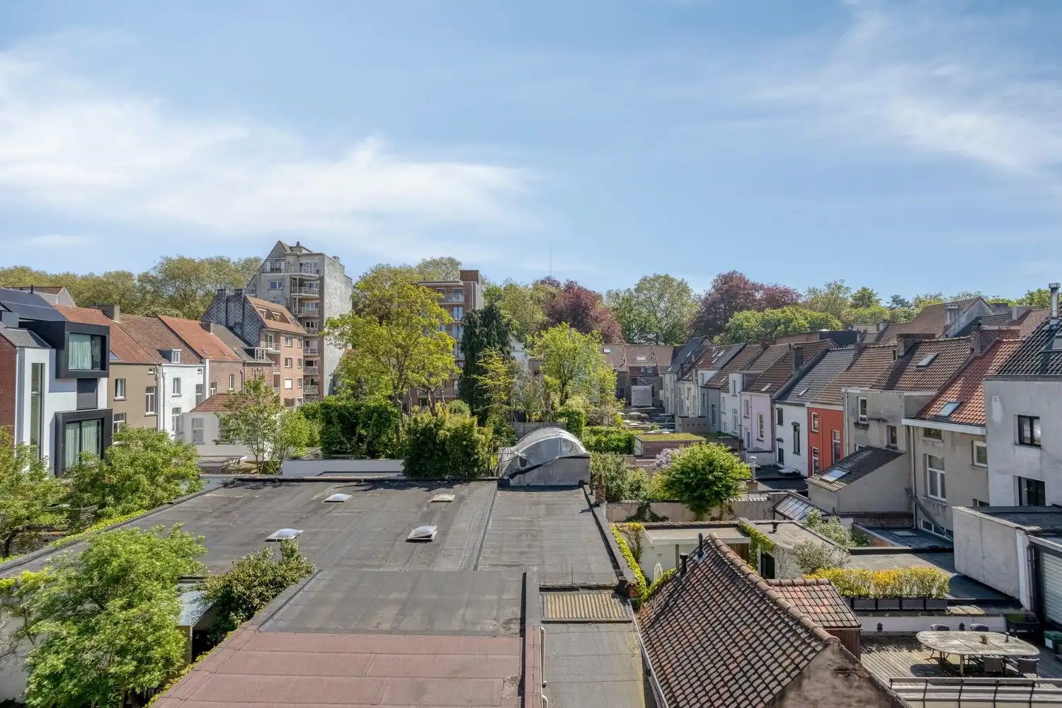 Hoogwaardig gerenoveerd 2 slaapkamer appartement nabij Citadelpark foto 10
