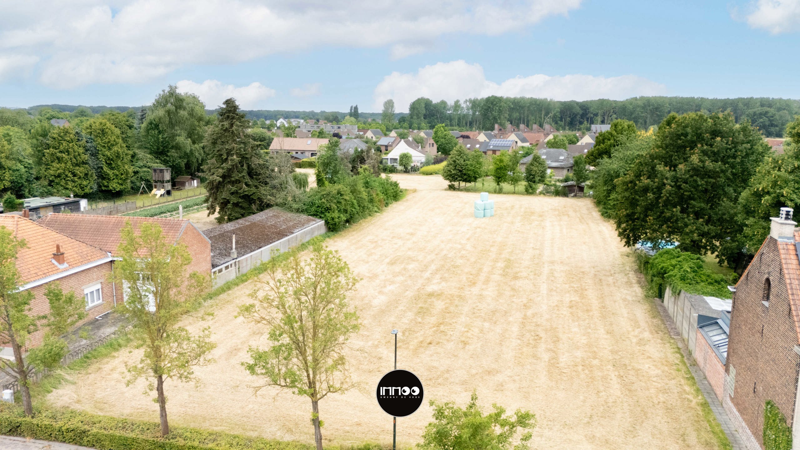 Grond te koop foto {{pictureIndex}}