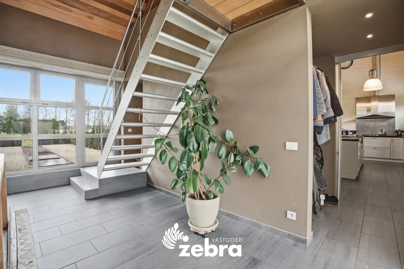 Ruime villa op een prachtig perceel van 11.110m² in groene omgeving! foto 25