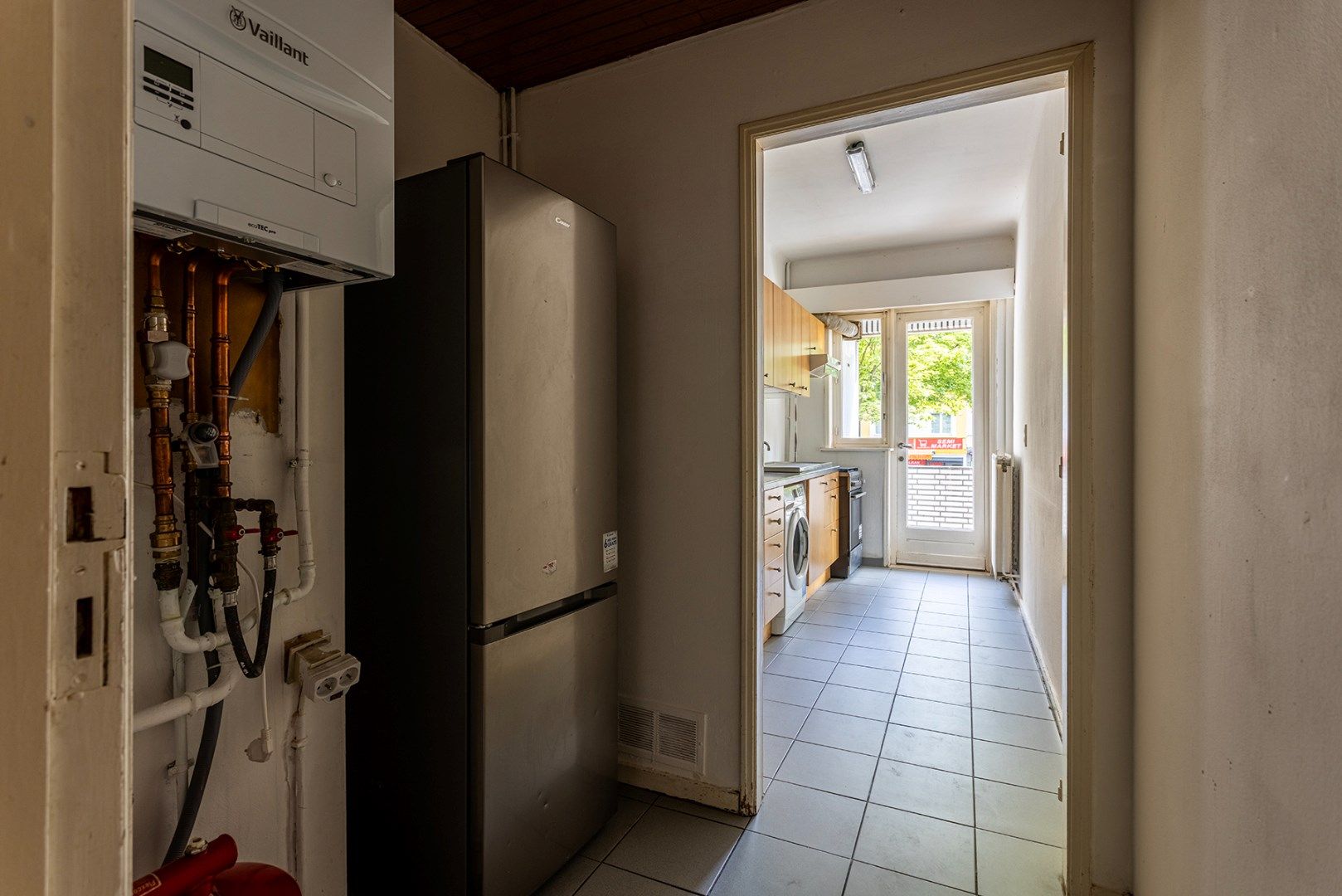 Te renoveren 2-slaapkamer appartement (107m²) met twee terrassen!  foto 5