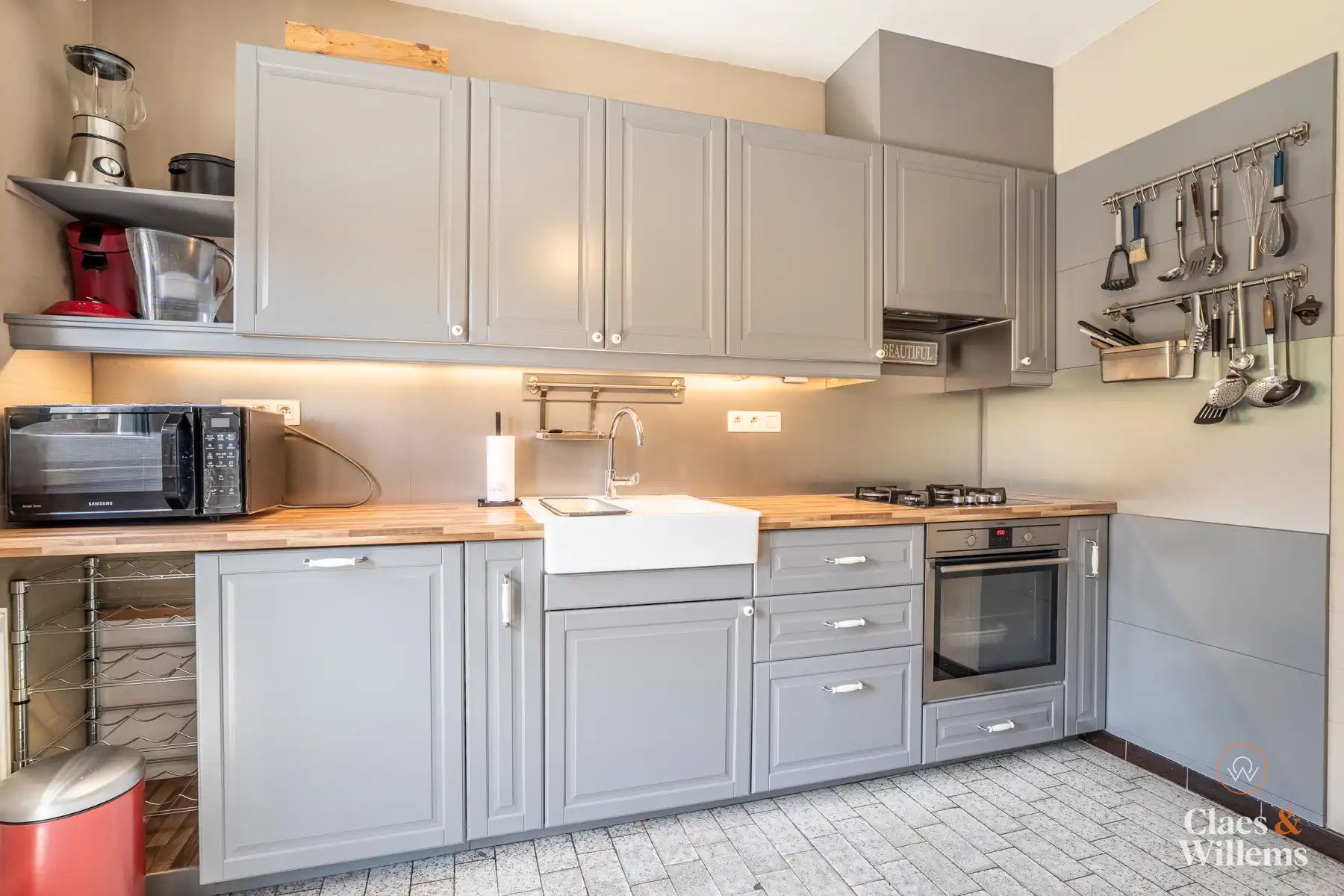 Instapklaar appartement met garage foto 7