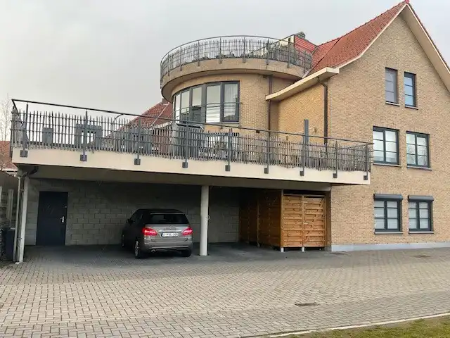 Gelijkvloersappartement met 2 slaapkamers, 2 badkamers en tuin foto 23