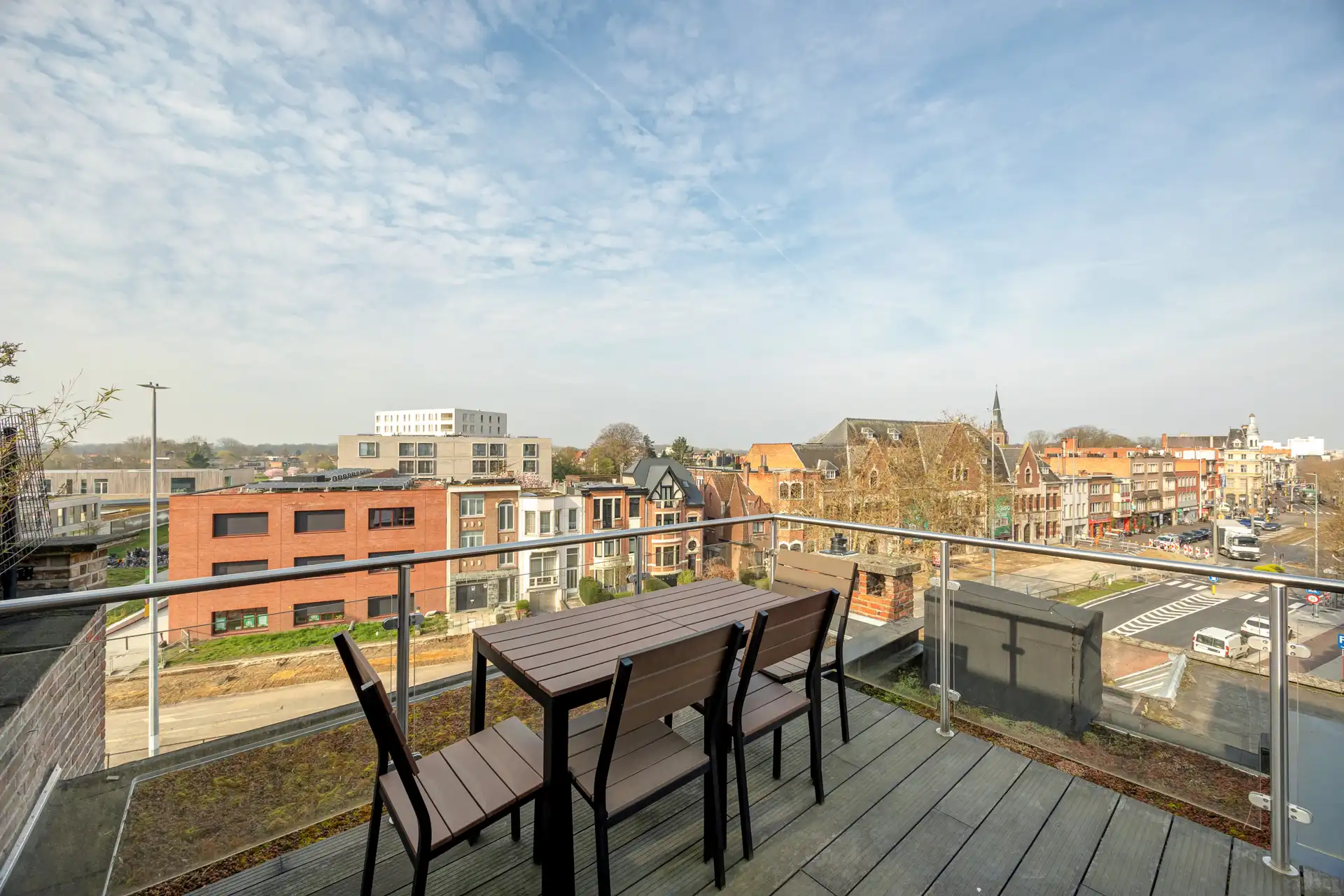 Prachtig gerenoveerd appartement met uniek dakterras! foto 10