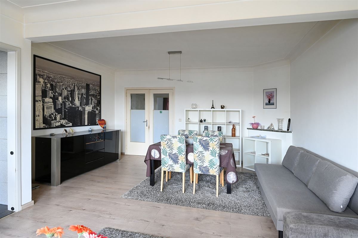 Ruim appartement op centrale locatie foto 4