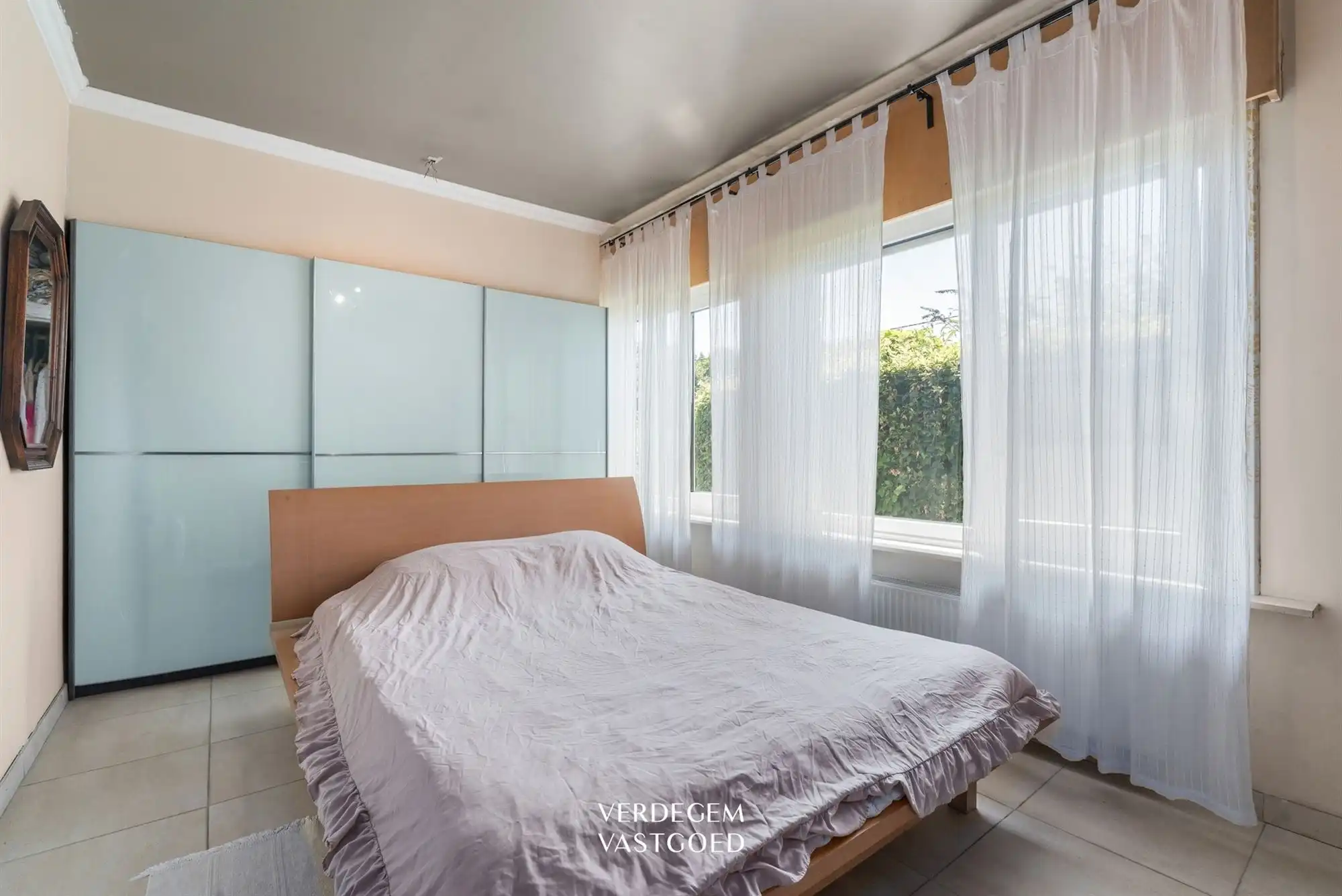 Te renoveren bungalow of projectpotentieel voor nieuwbouw woningen op een perceel van 1.175m² foto 14
