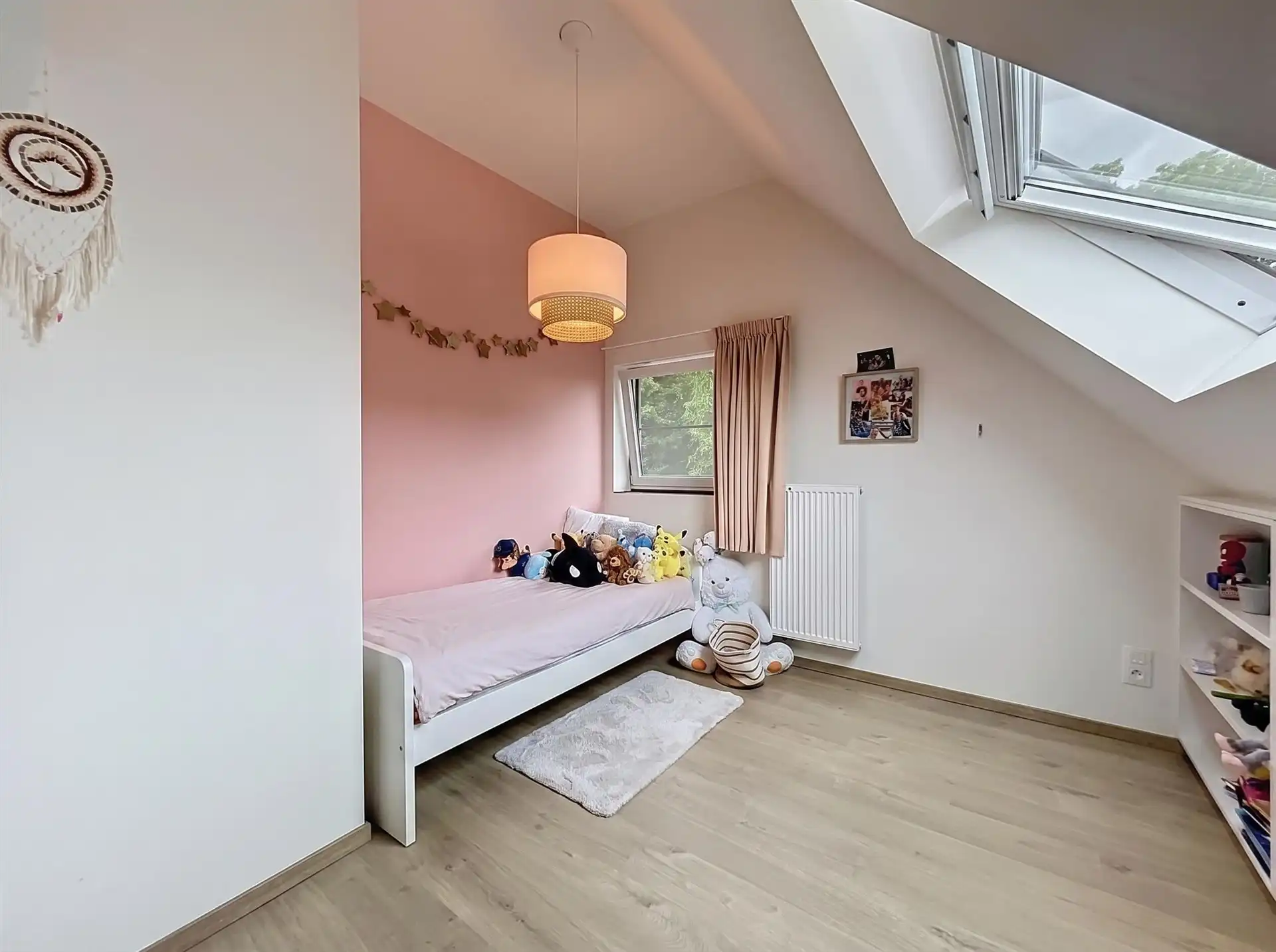 Instapklare gezinswoning met 4 slaapamers op perceel van 348m² foto 16