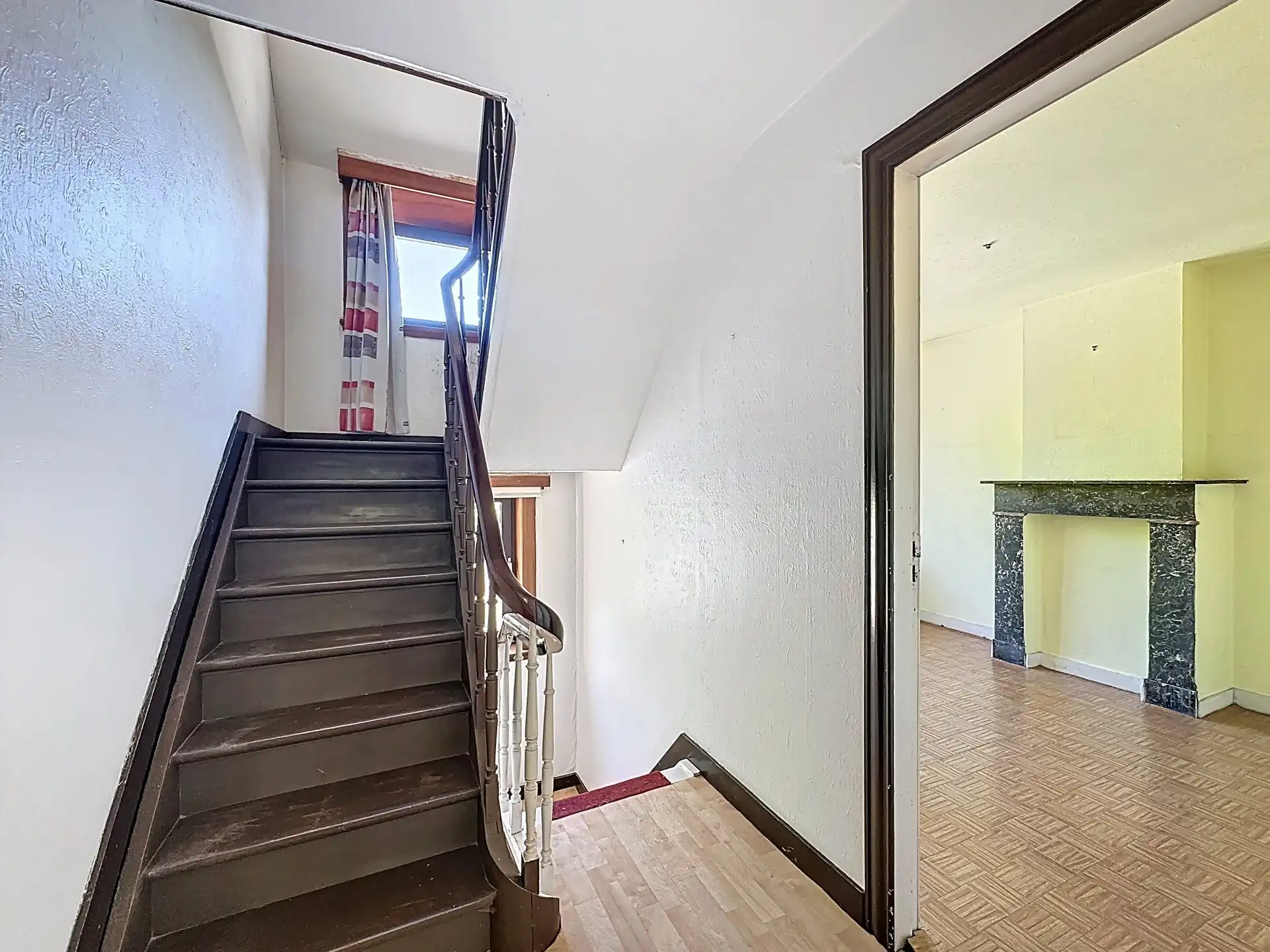 Charmante woning met 3 slaapkamers, oprit en prachtige tuin in hartje Sint-Niklaas foto 11