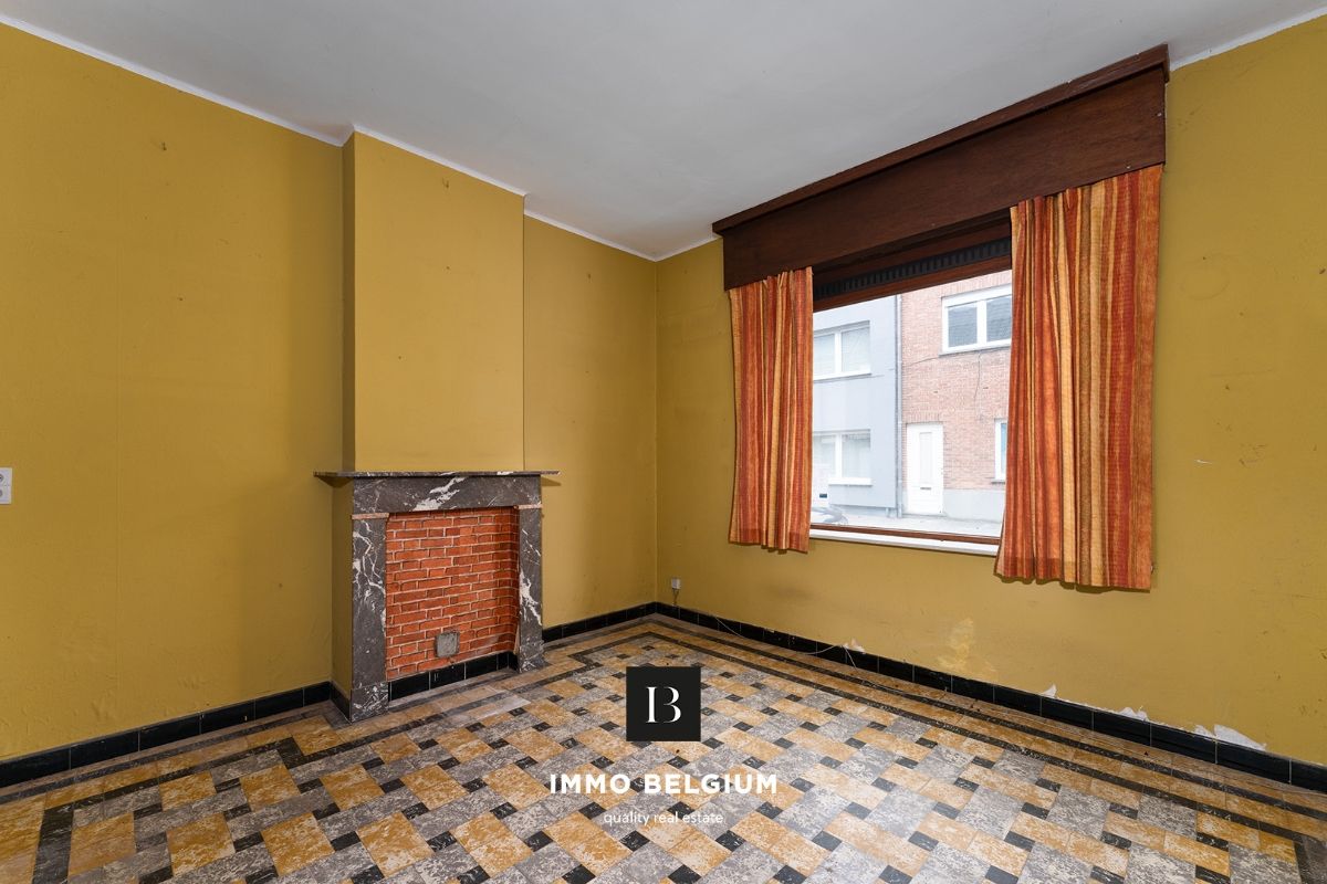 Totaal te renoveren woning in de Noordzeestraat foto 3