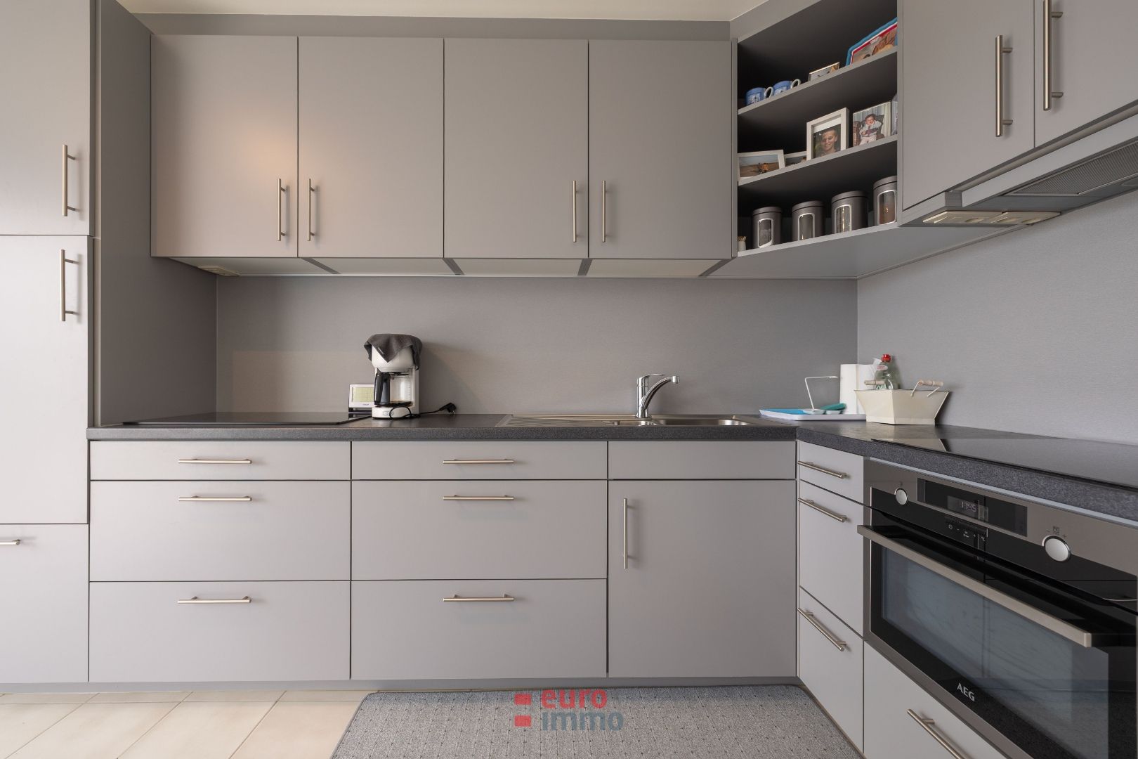 Ruime en lichtrijke studio met wijds uitzicht foto 4