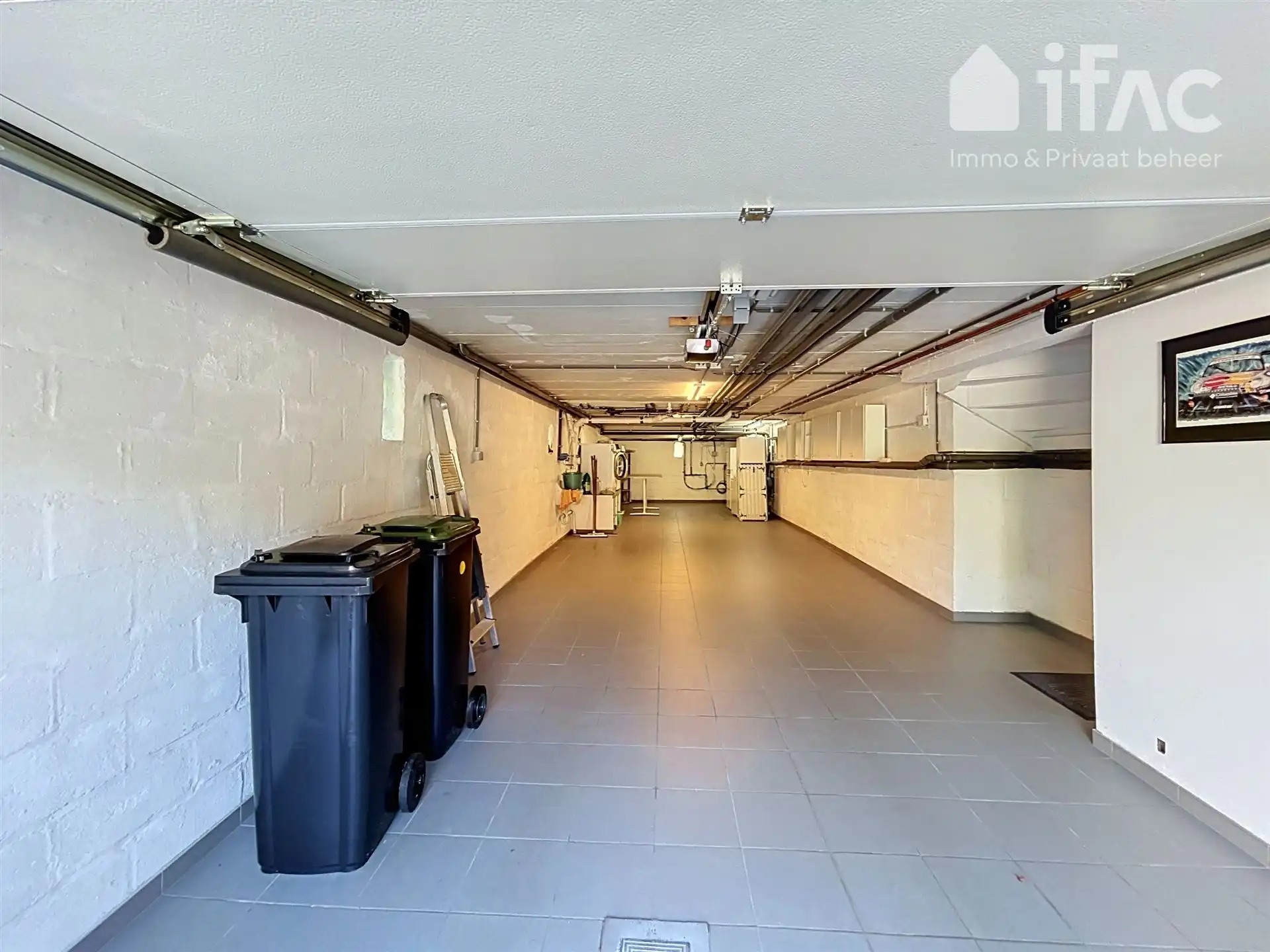 Fijne villawoonst met bijhuis vlakbij het park foto 31