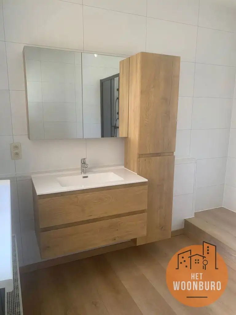 Appartement 6e verdieping met garage foto 6