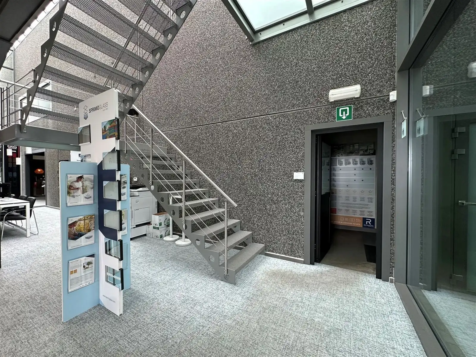 Kantoor/handelspand op toplocatie te Ninove! foto 14