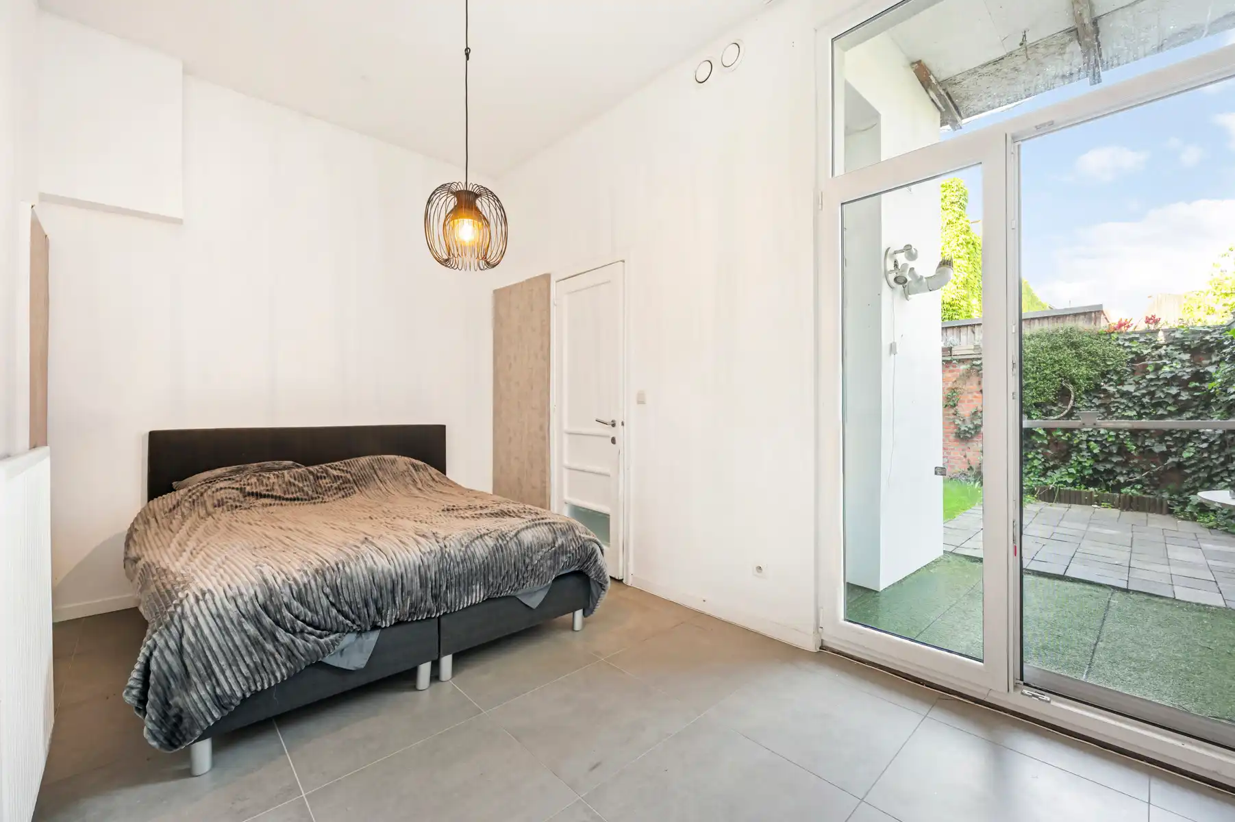 Verhuurde opbrengsteigendom met 4 appartementen foto 6