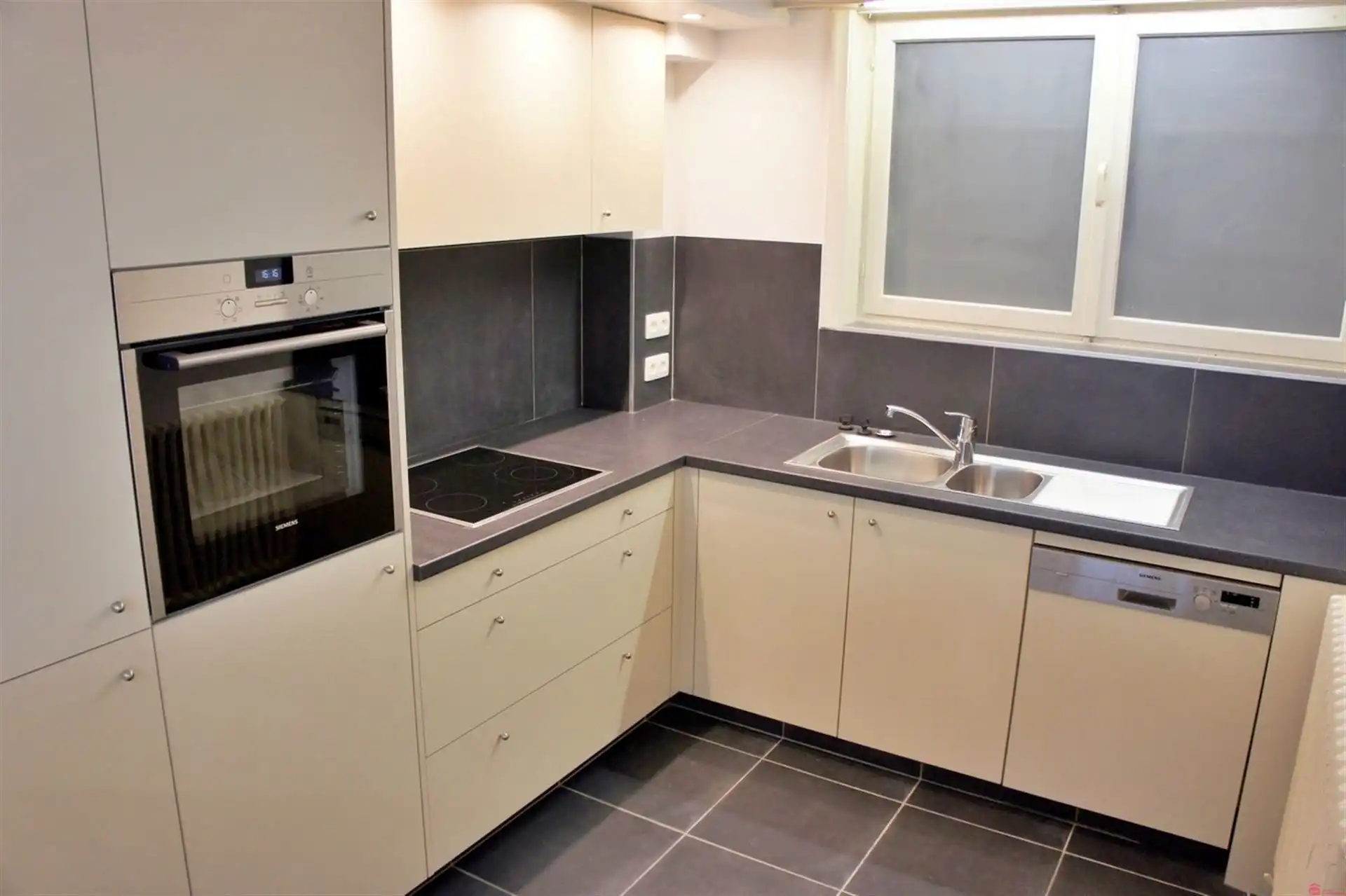 Aangenaam appartement midden in de stad foto 7